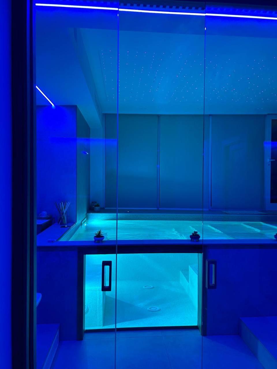 Suite with Private Pool photo 3
