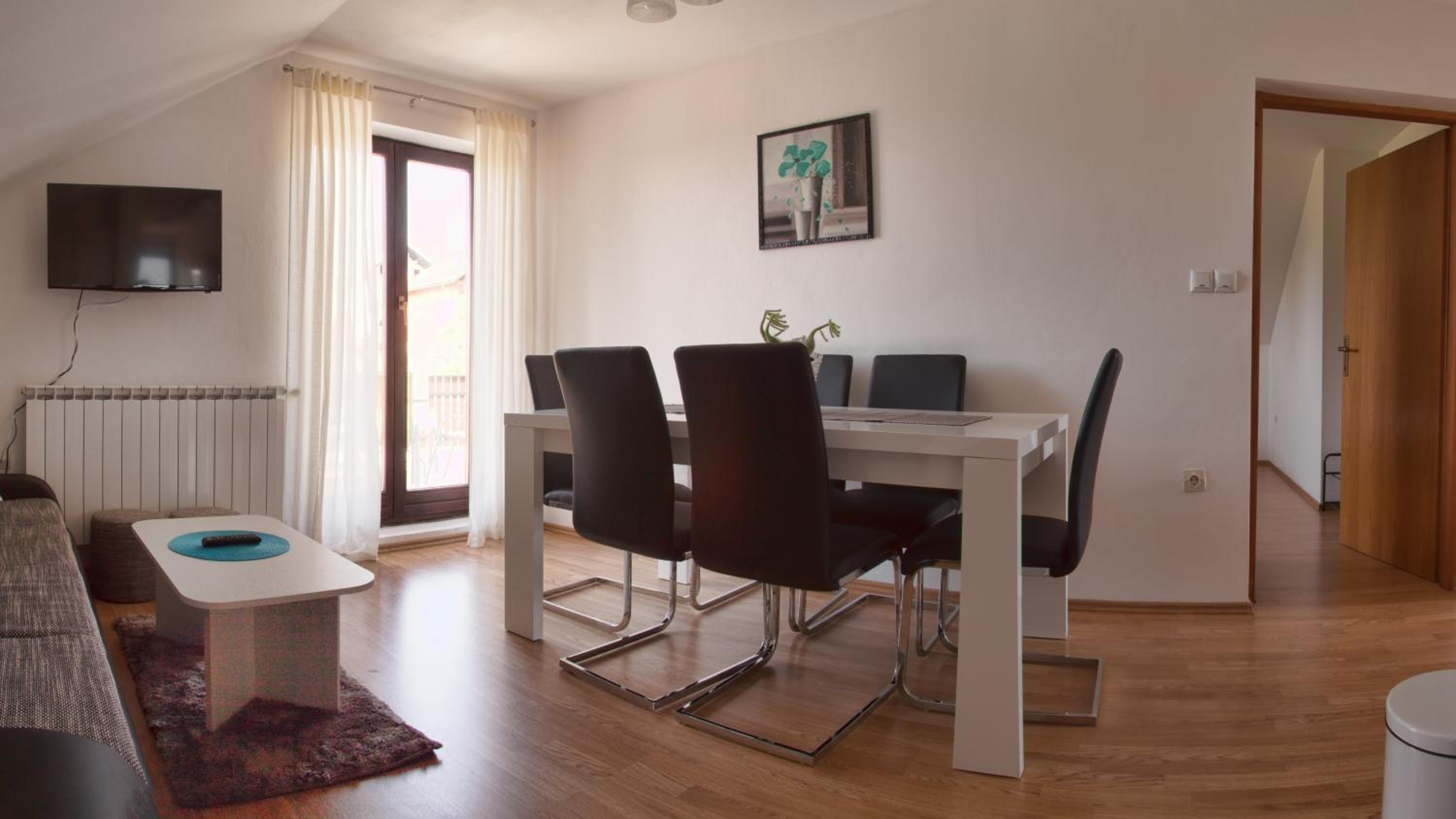 Two-Bedroom Apartment - Photo 26