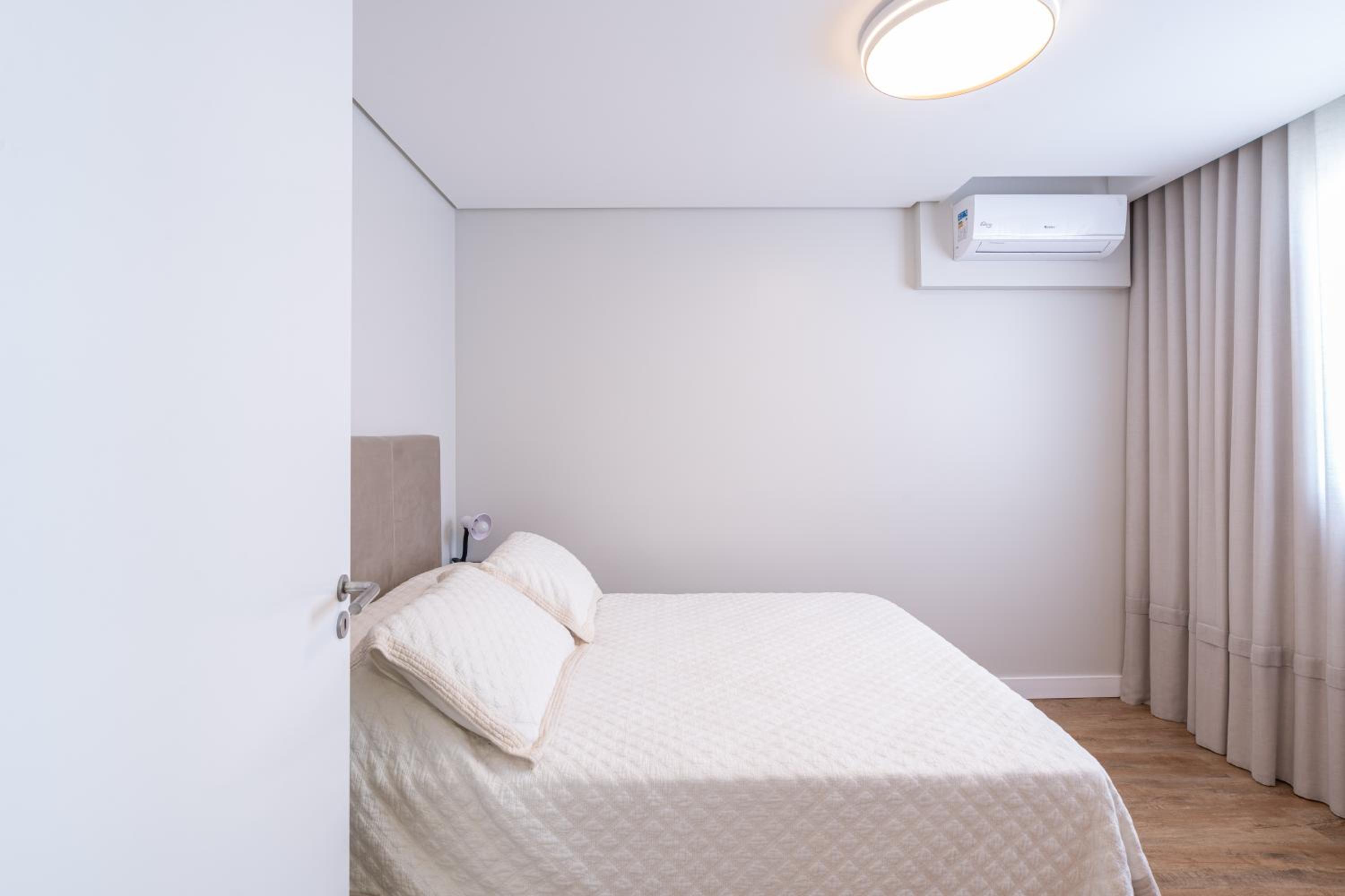 Deluxe Apartment photo 2
