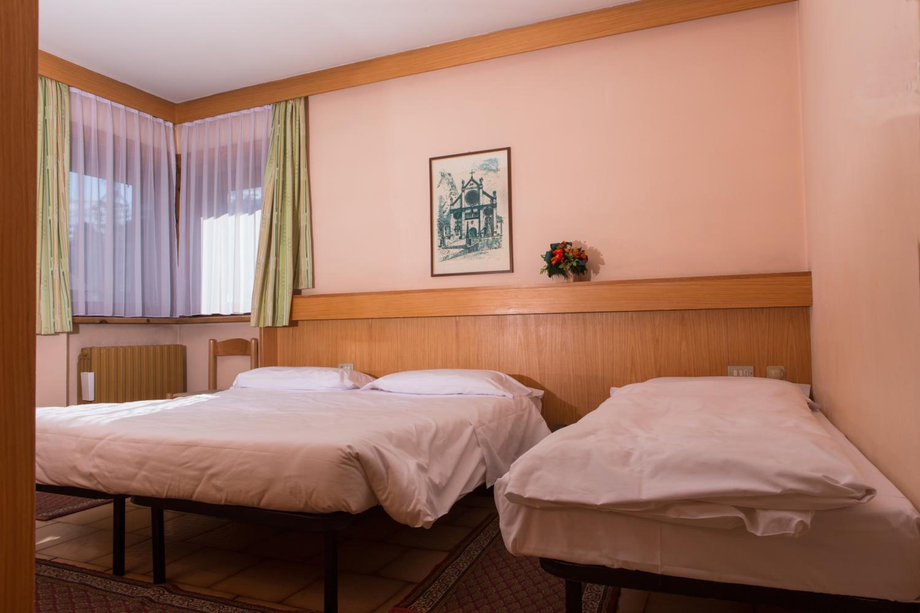 Triple Room - Photo 5