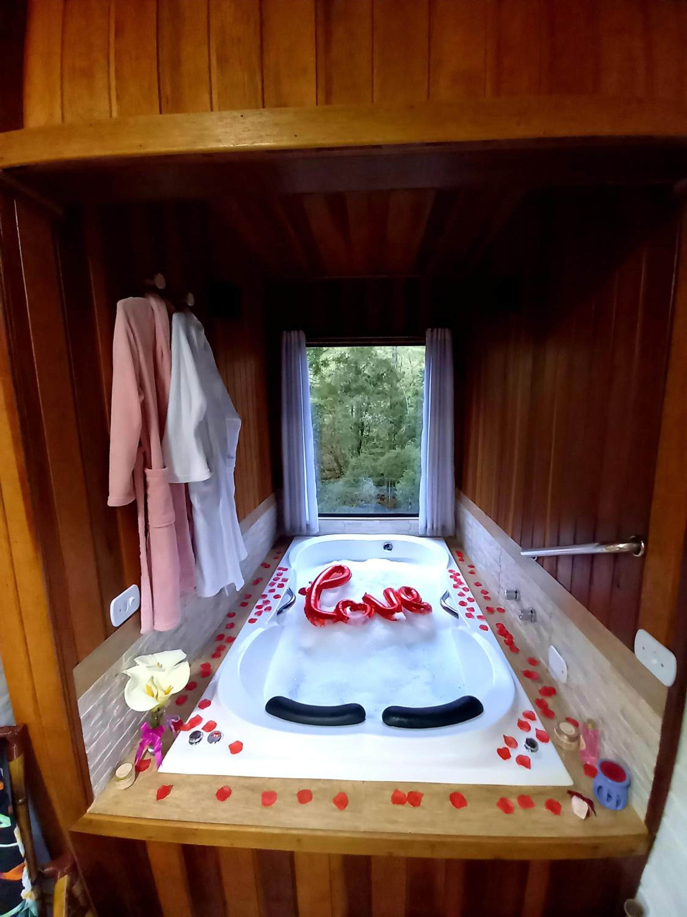 One-Bedroom Chalet - Photo 11