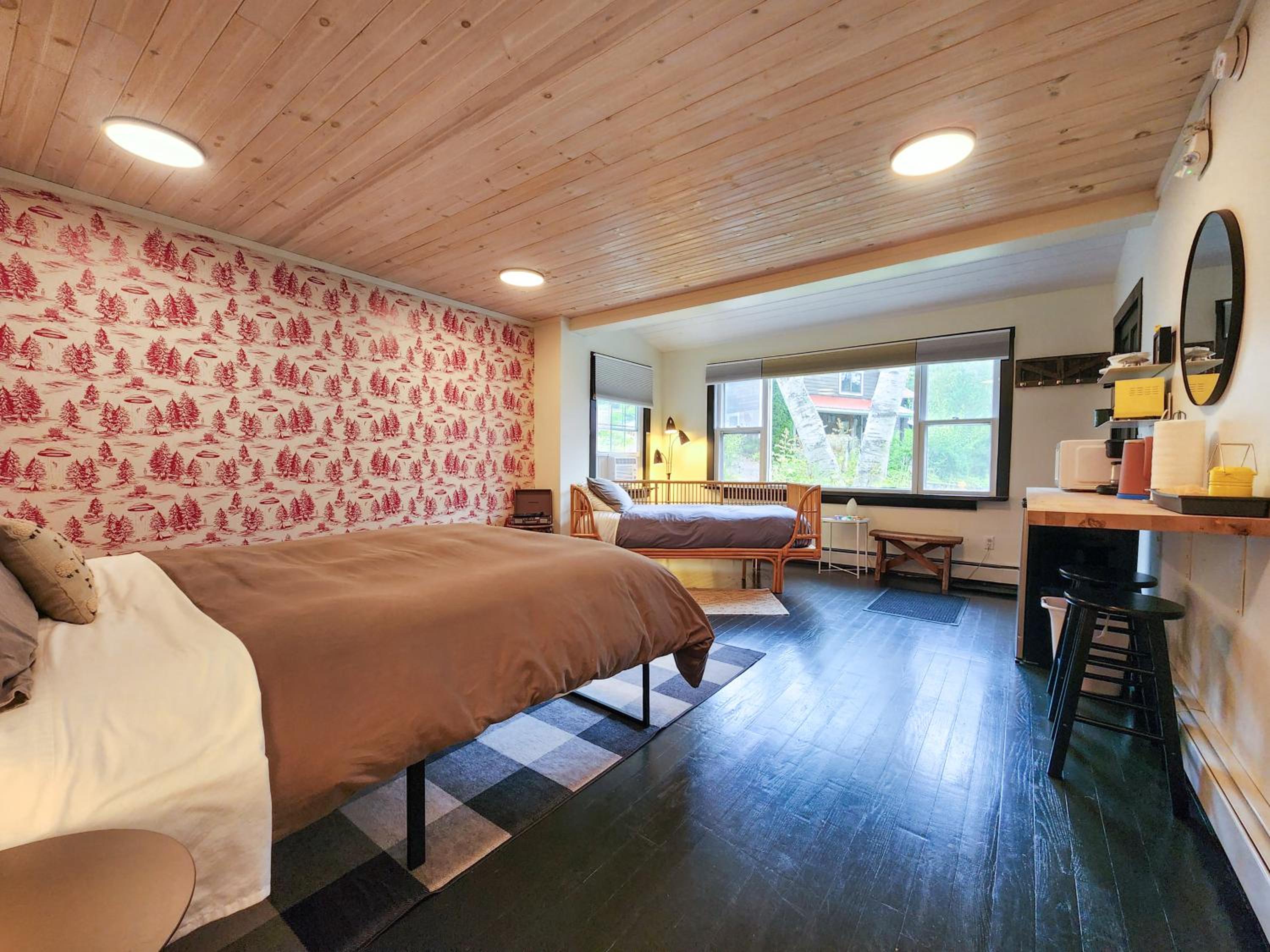 Large Double or Twin Room photo 1
