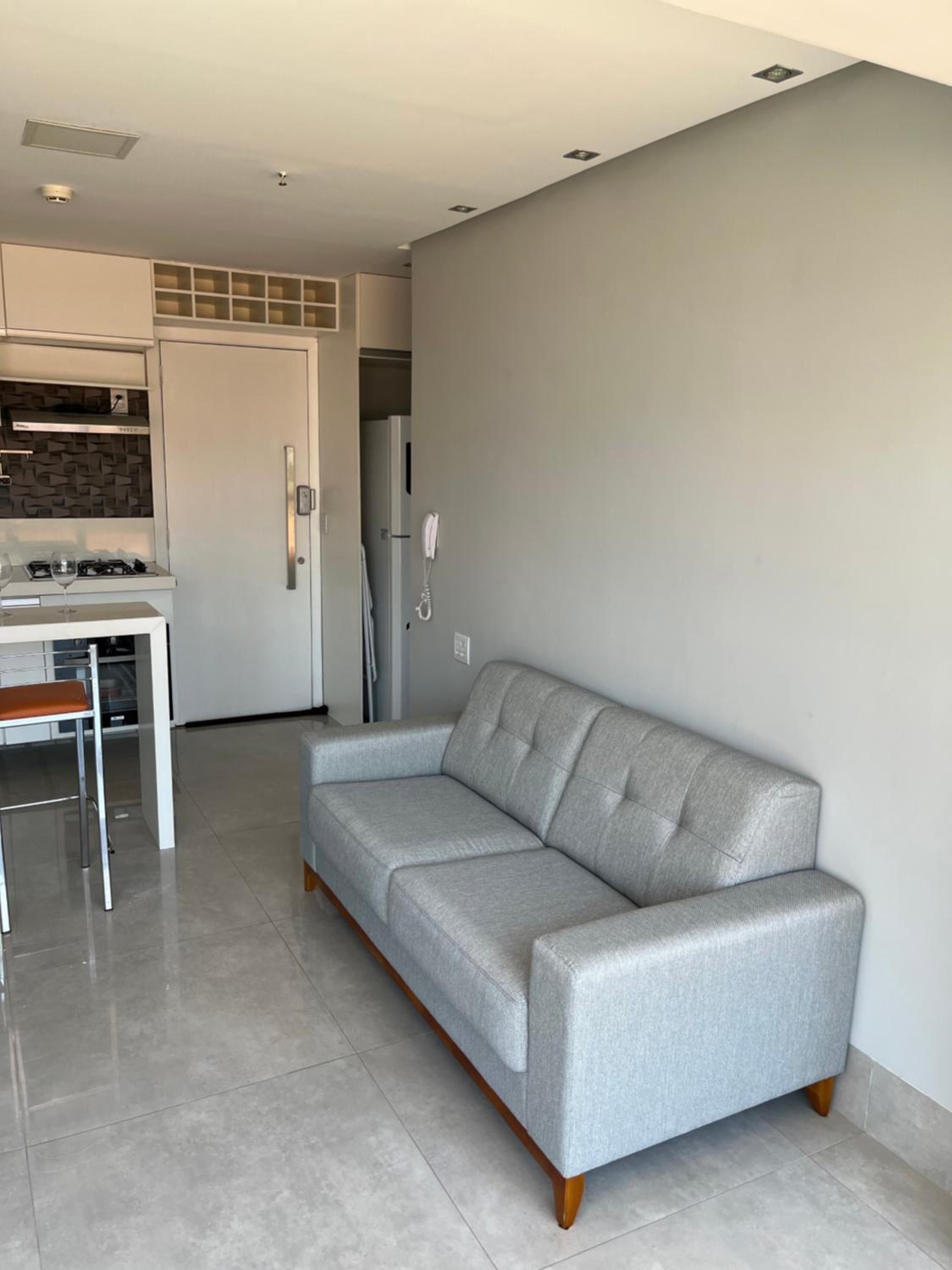 One-Bedroom Apartment photo 2