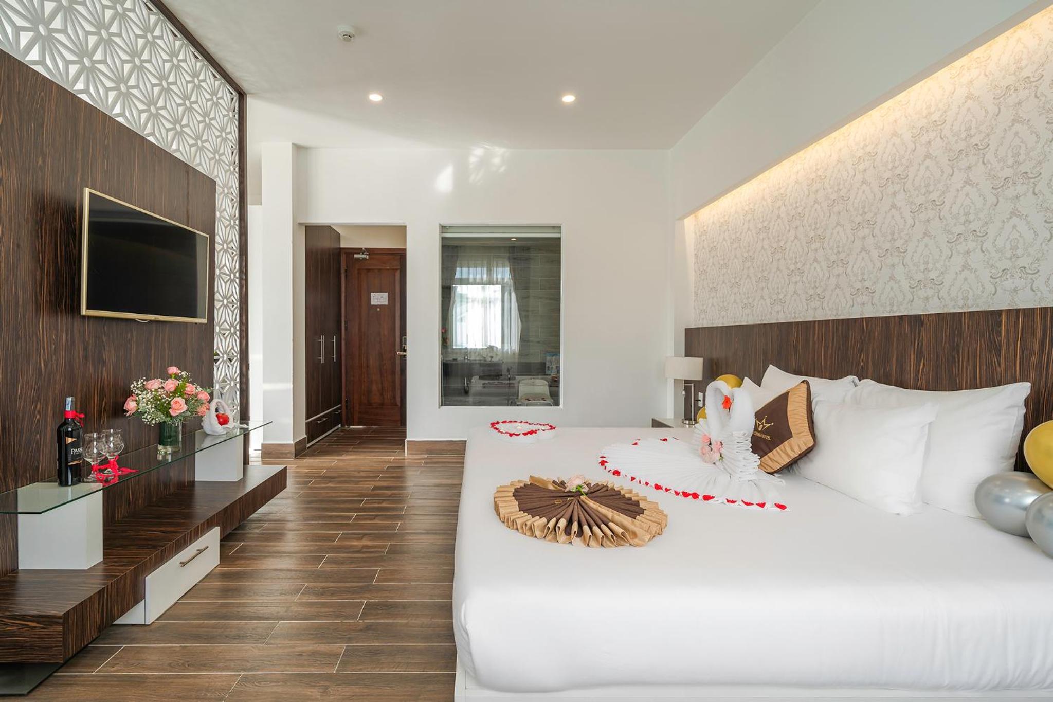 Suite with Mountain View - Photo 16