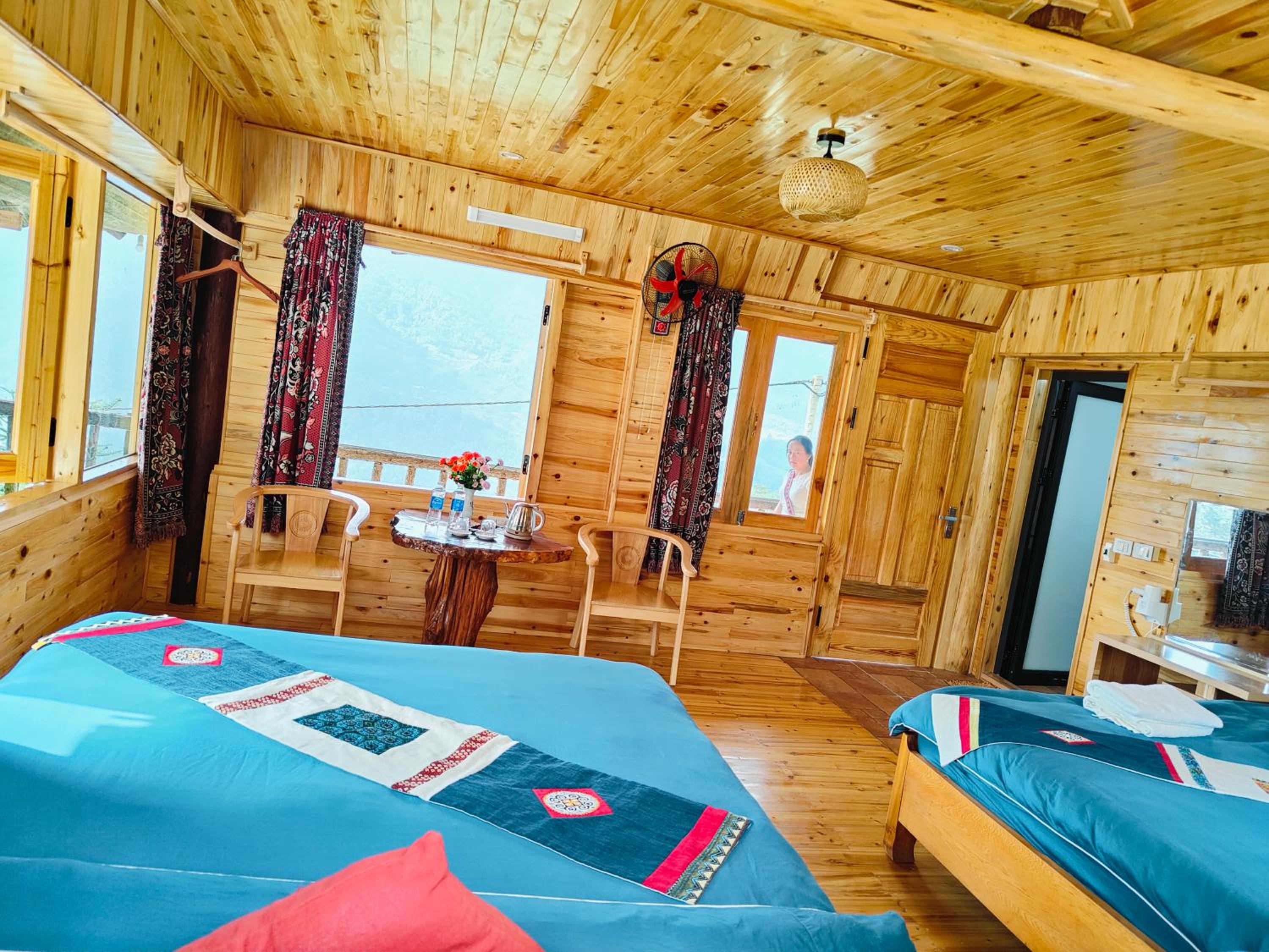 Superior Quadruple Room - Photo 2