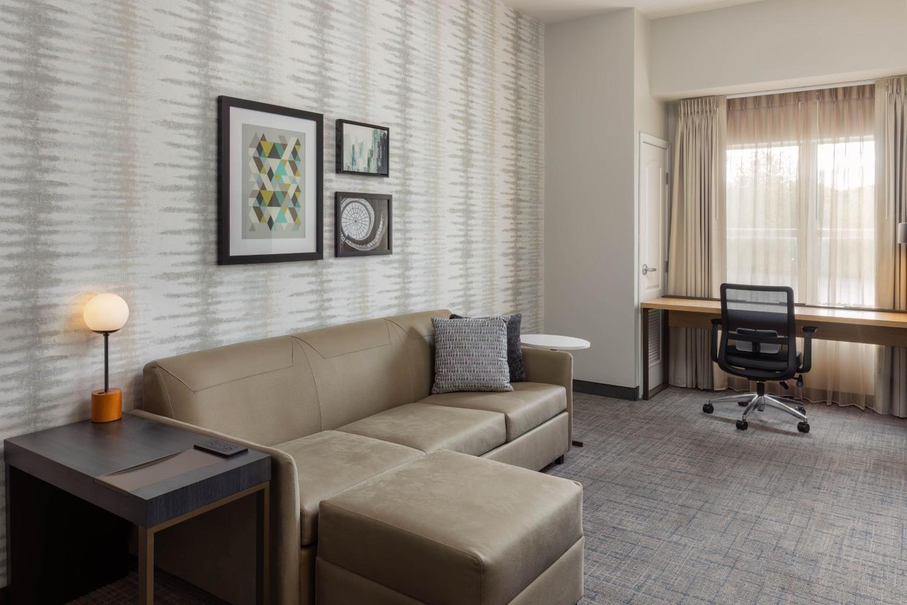 One-Bedroom King Suite with Sofa Bed - Photo 2