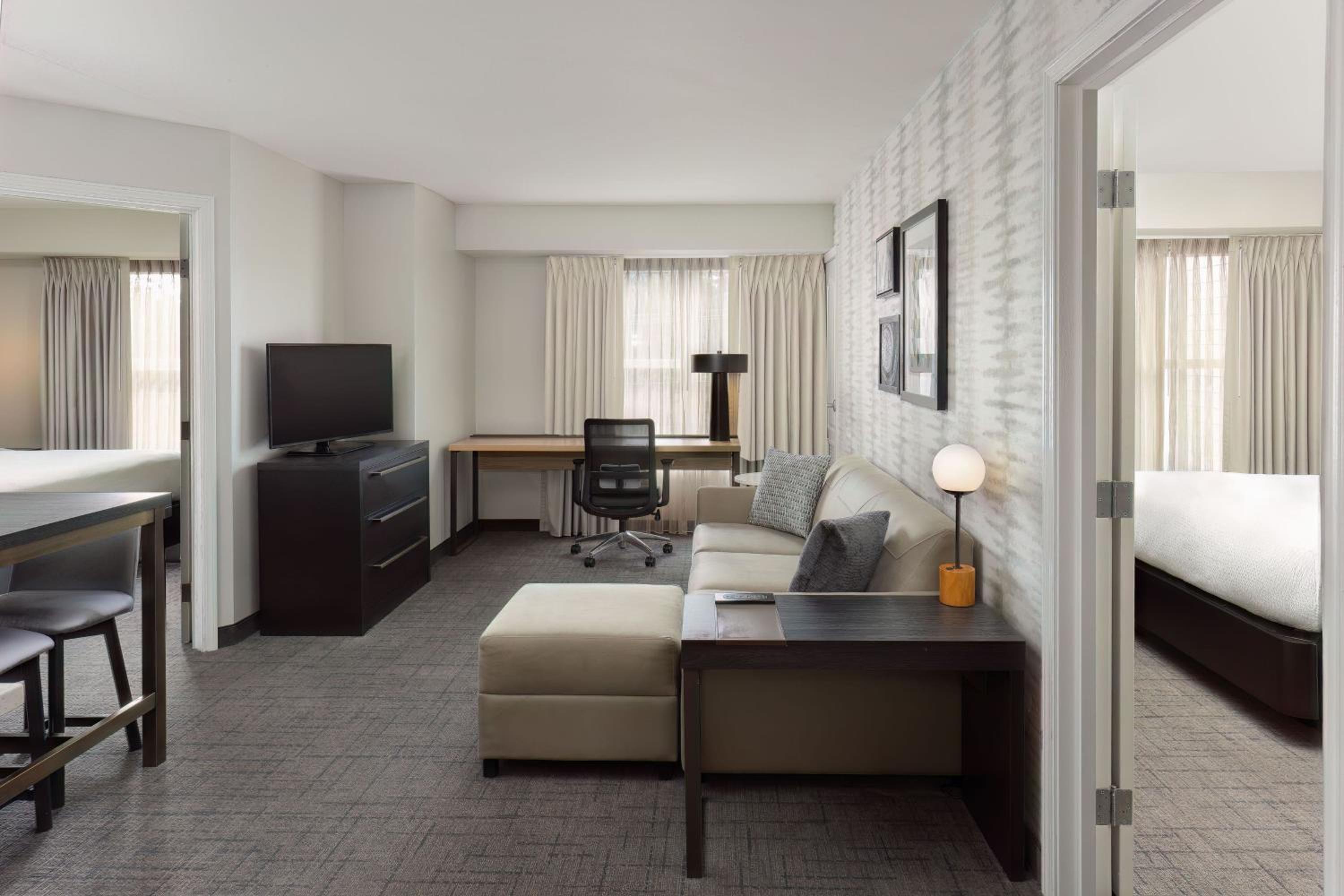 Two-Bedroom Suite - Photo 1