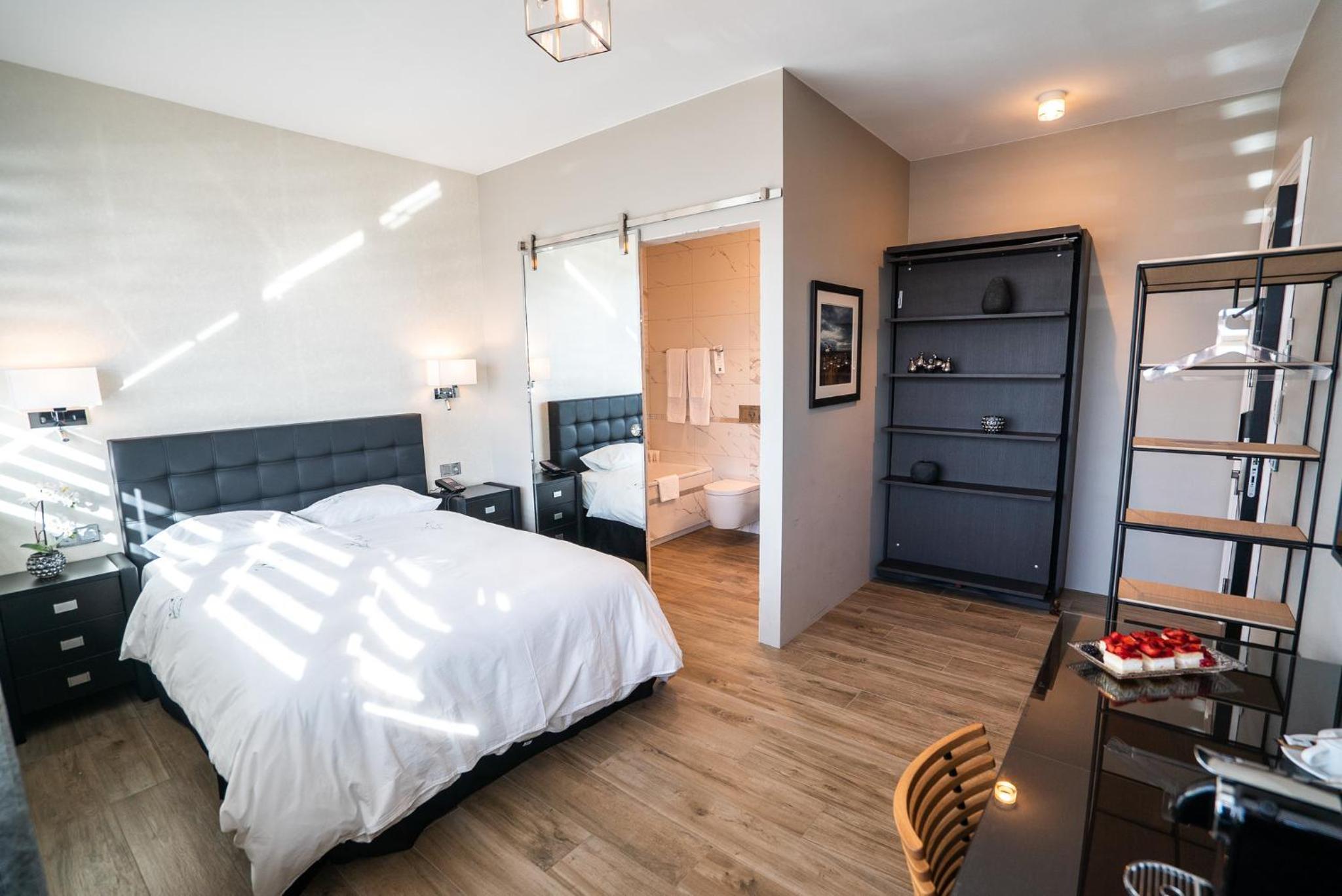 Triple Room - Photo 1