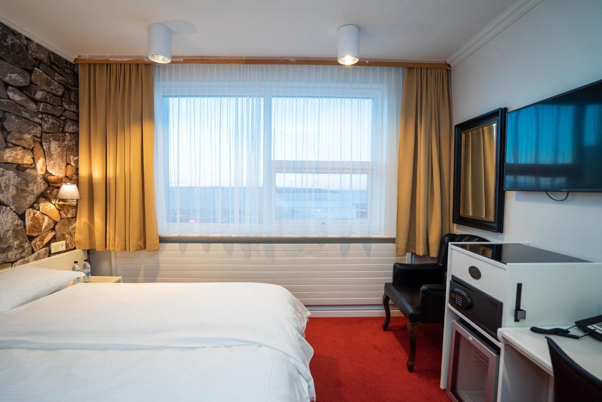 Double Room - Photo 4