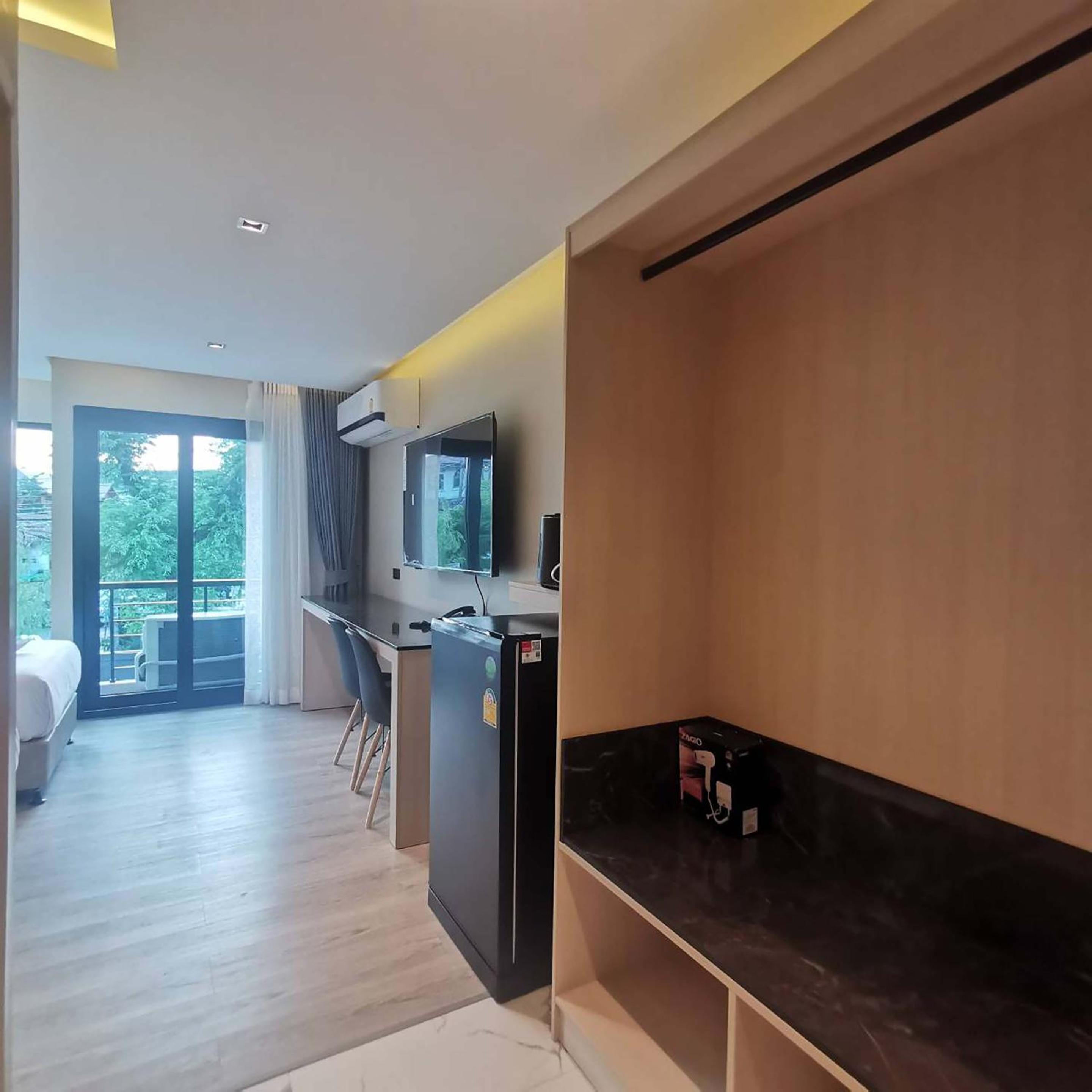 Standard Twin Room photo 3