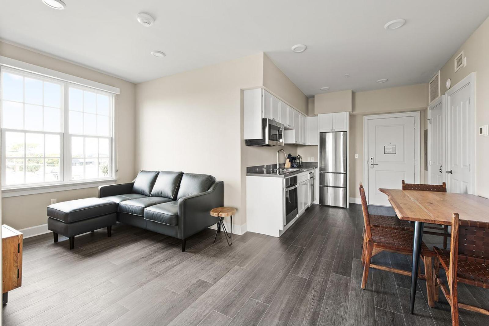Standard Double Suite