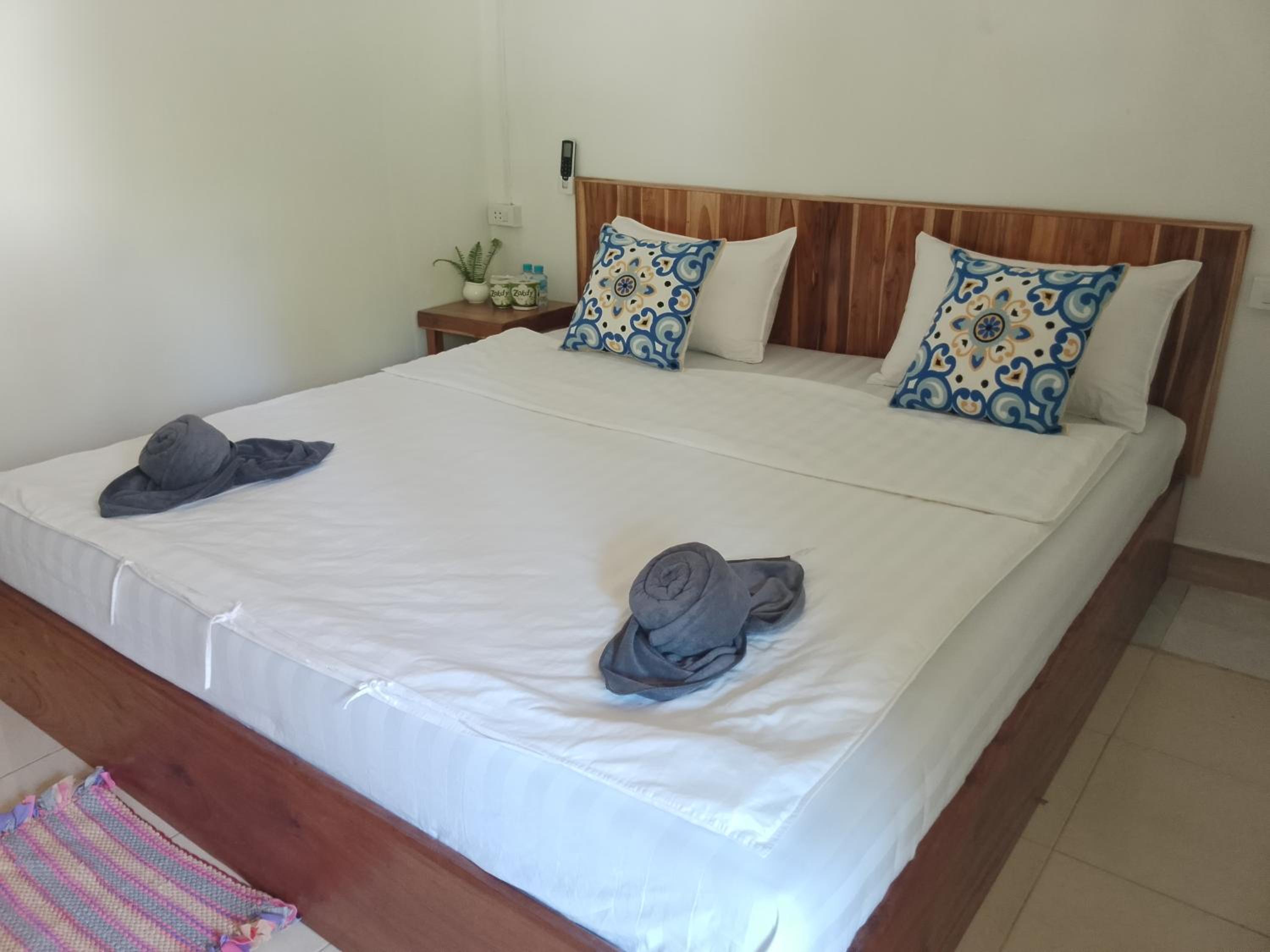 Deluxe Double Room with Balcony photo 2