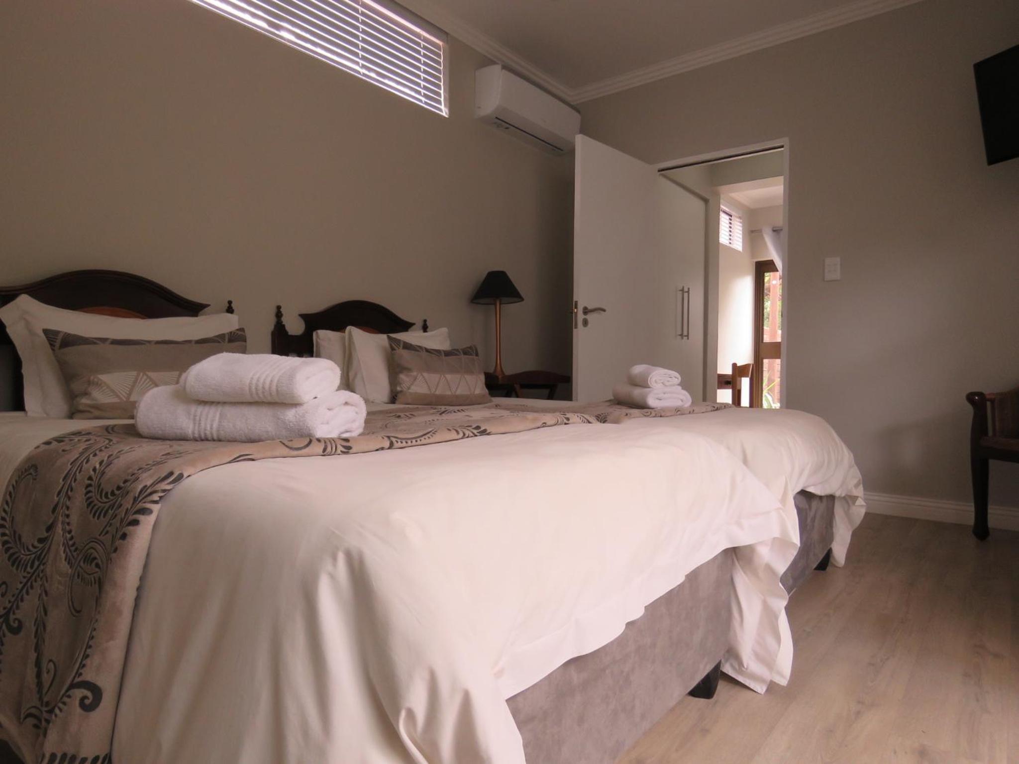 Standard Twin Room photo 3