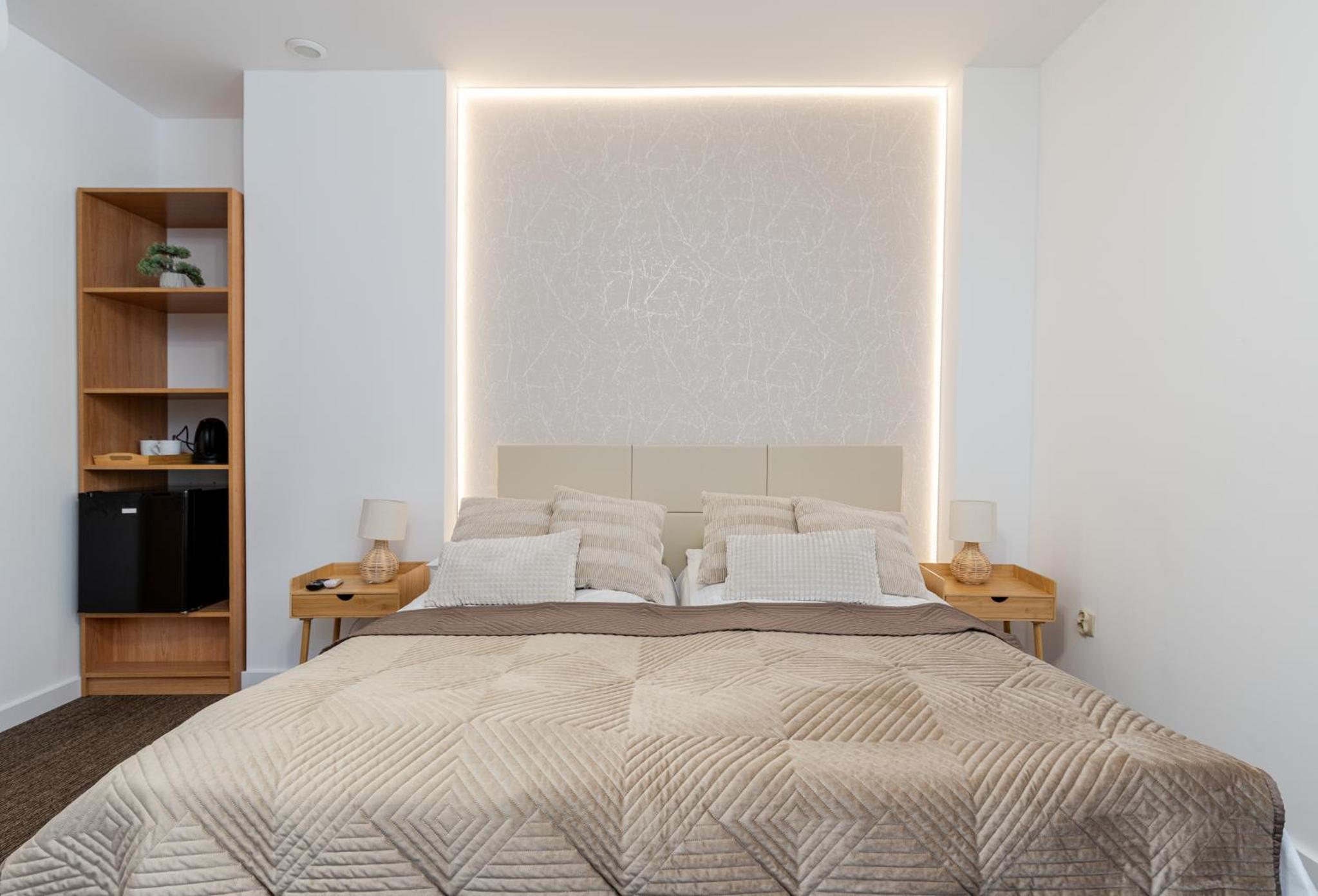 Standard Triple Room - Photo 3