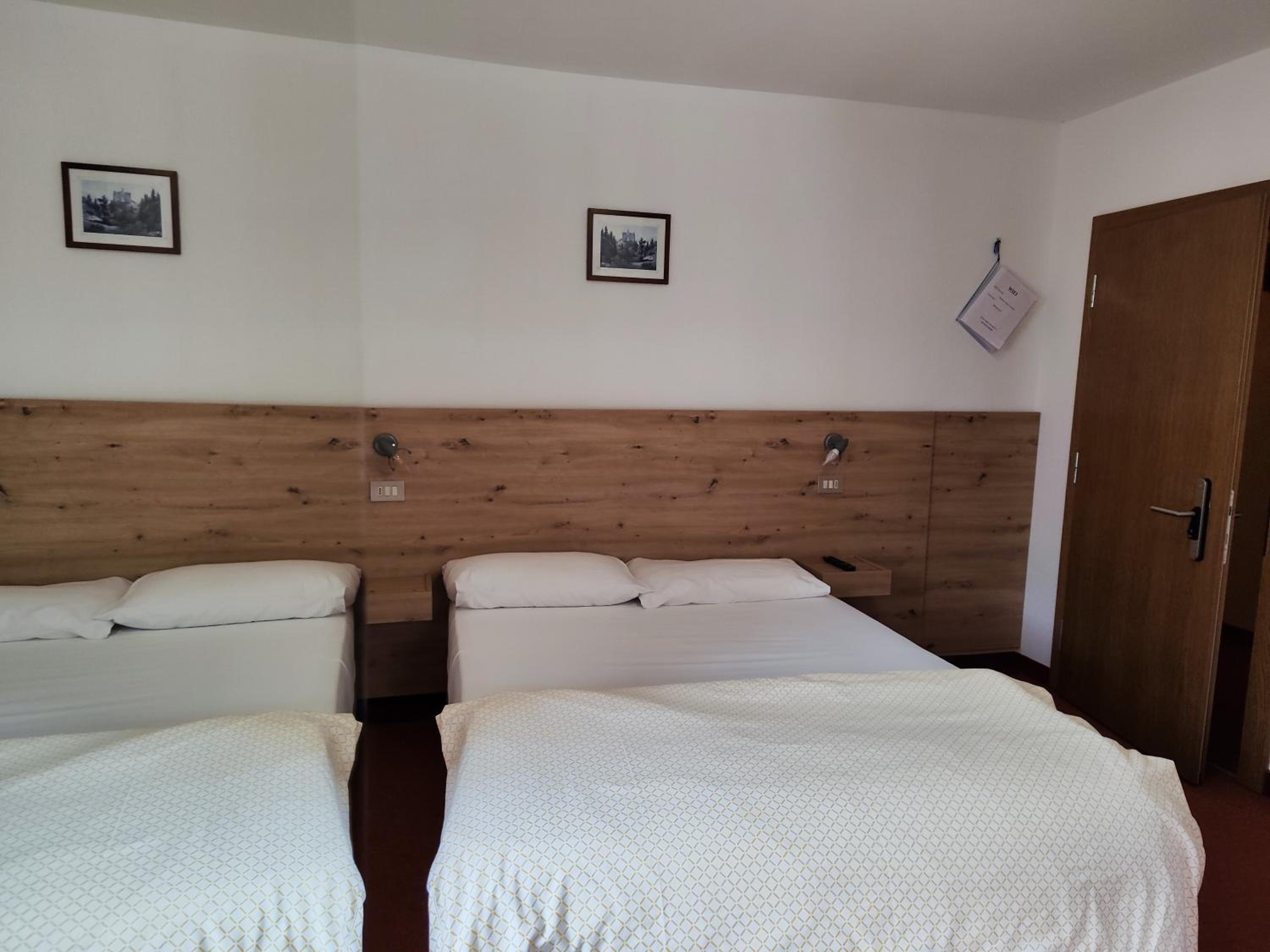 Twin Room photo 2