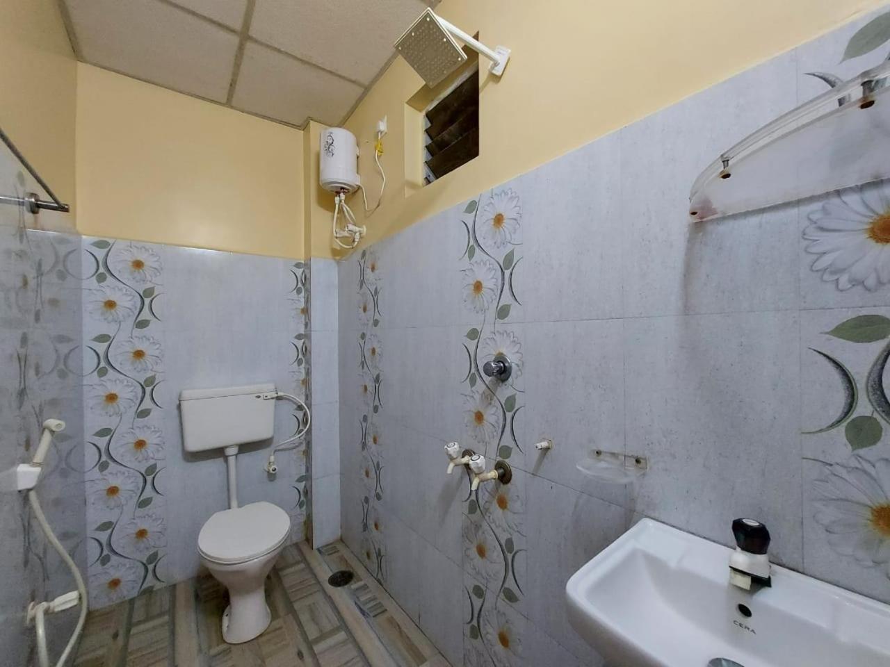 Standard double room(Ground Floor) - Photo 8