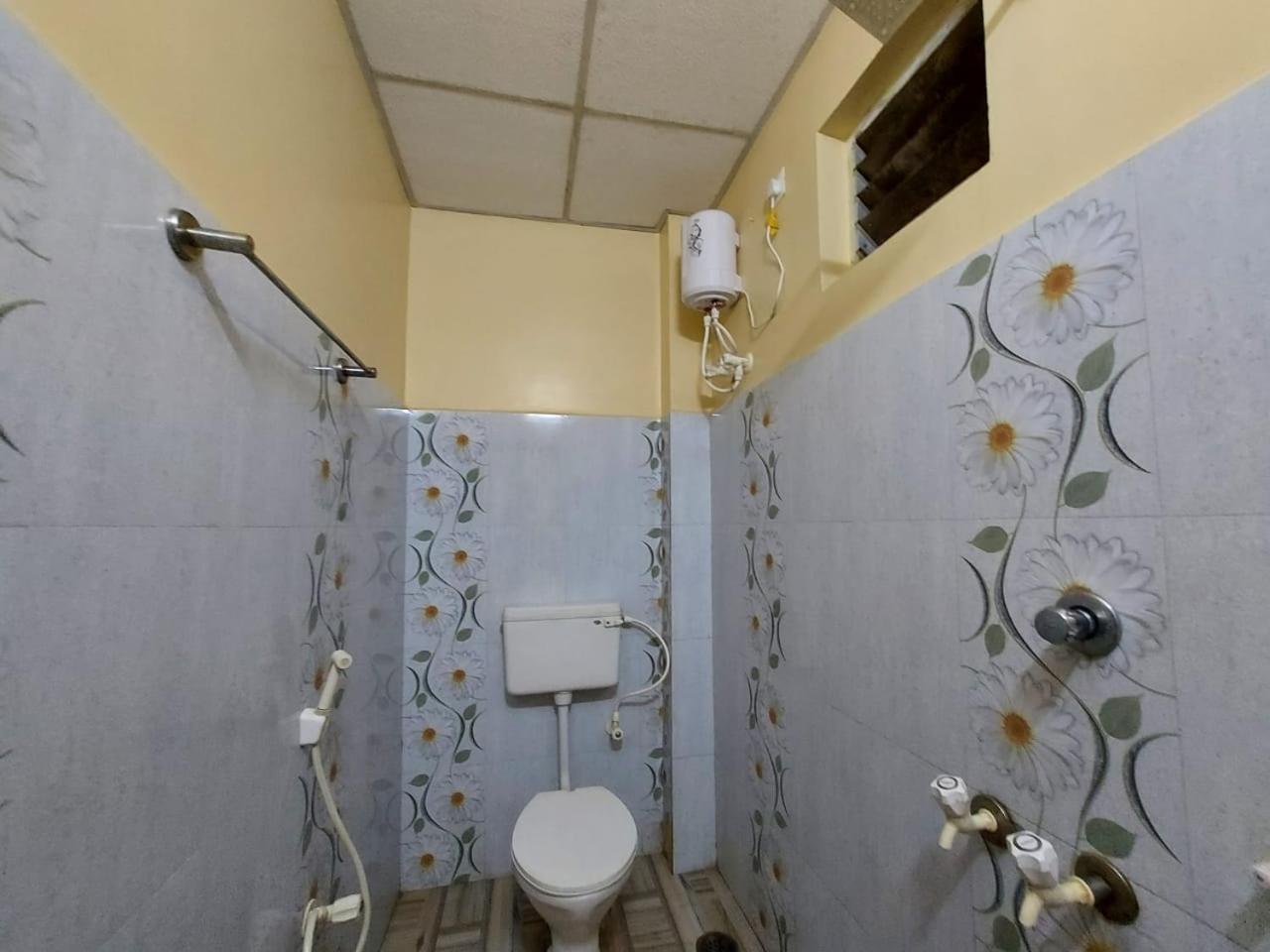 Standard double room(Ground Floor) - Photo 15
