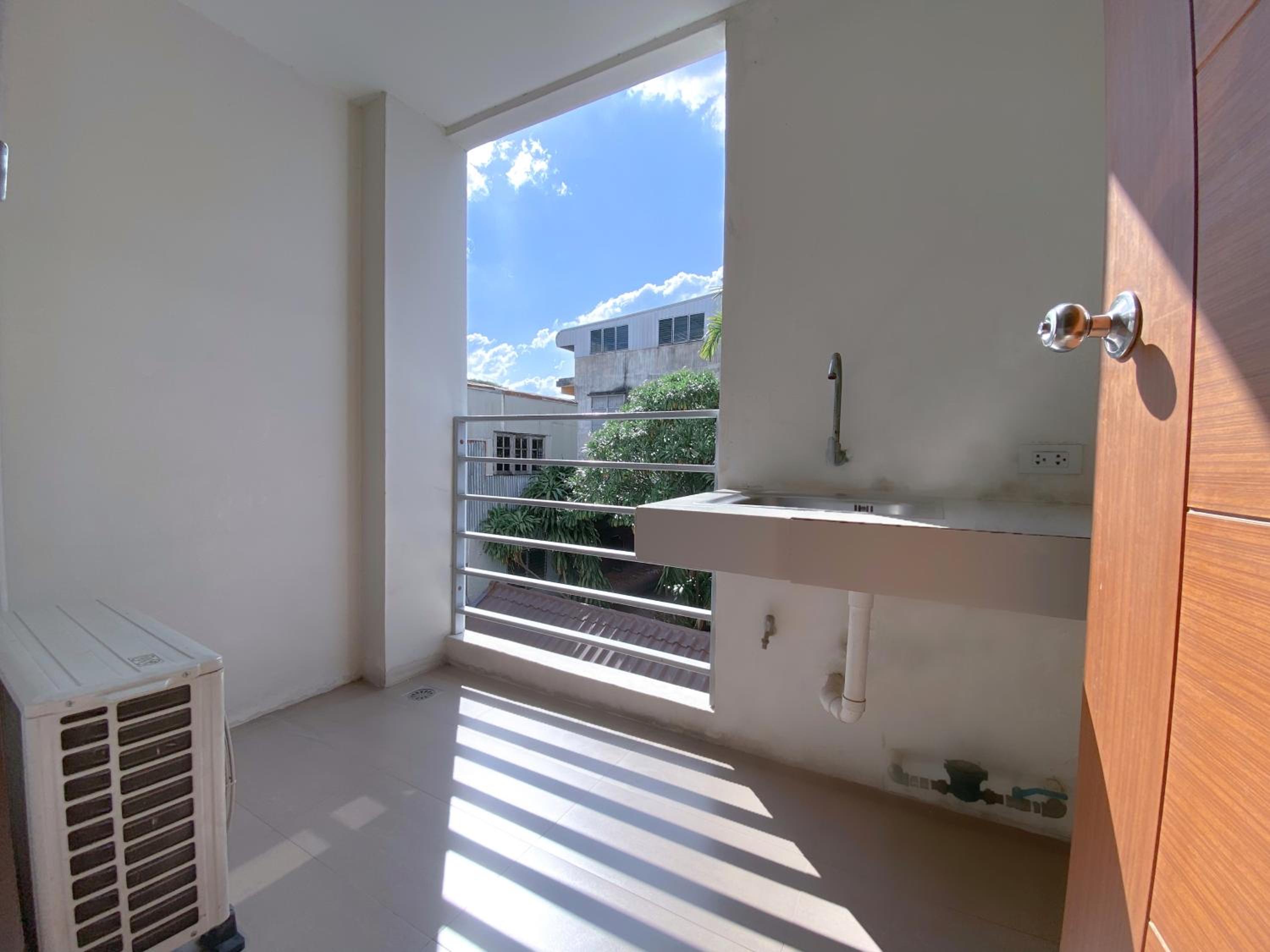 Standard Double Room - Photo 3