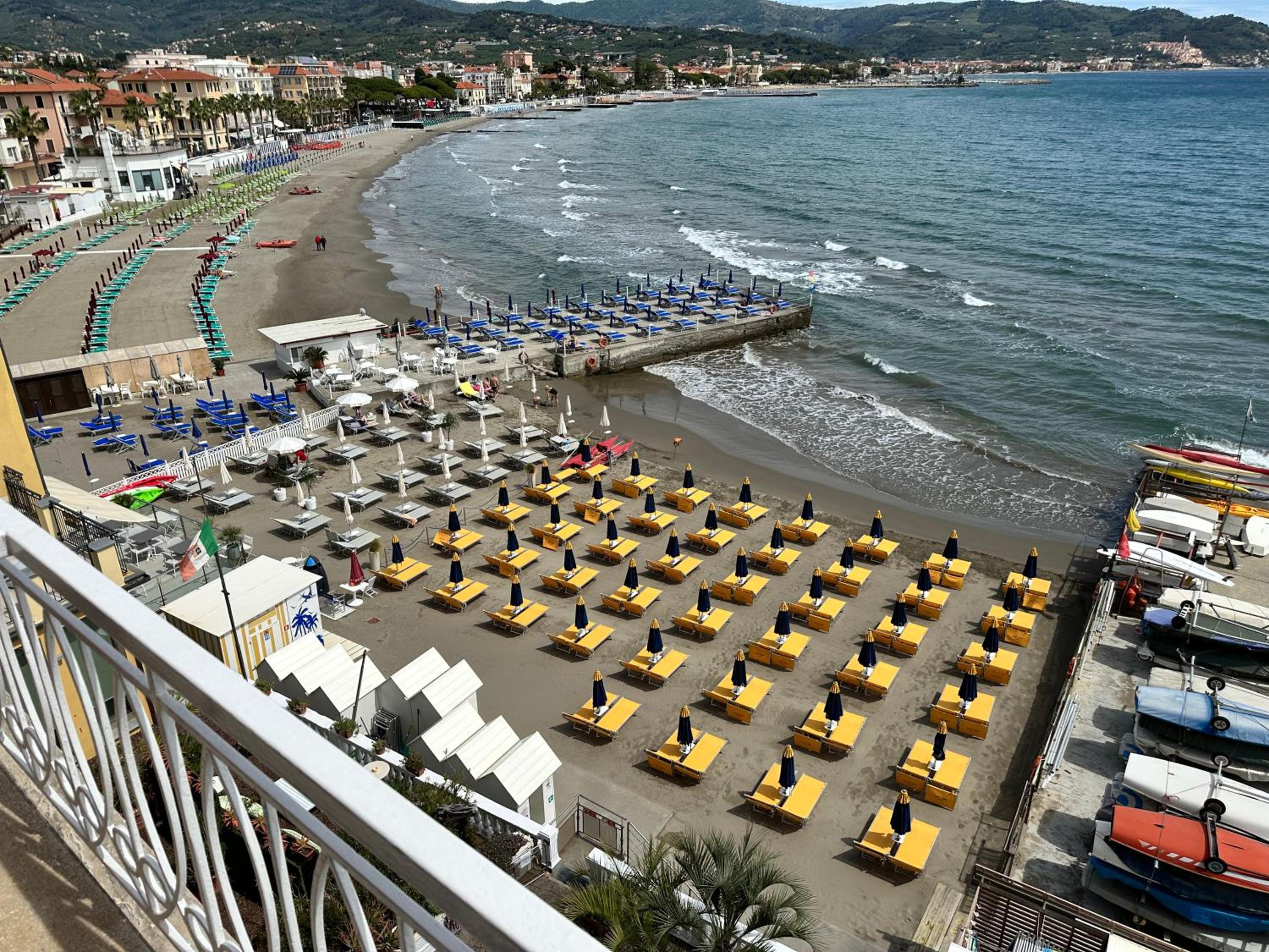Double Room with Sea View - Photo 22
