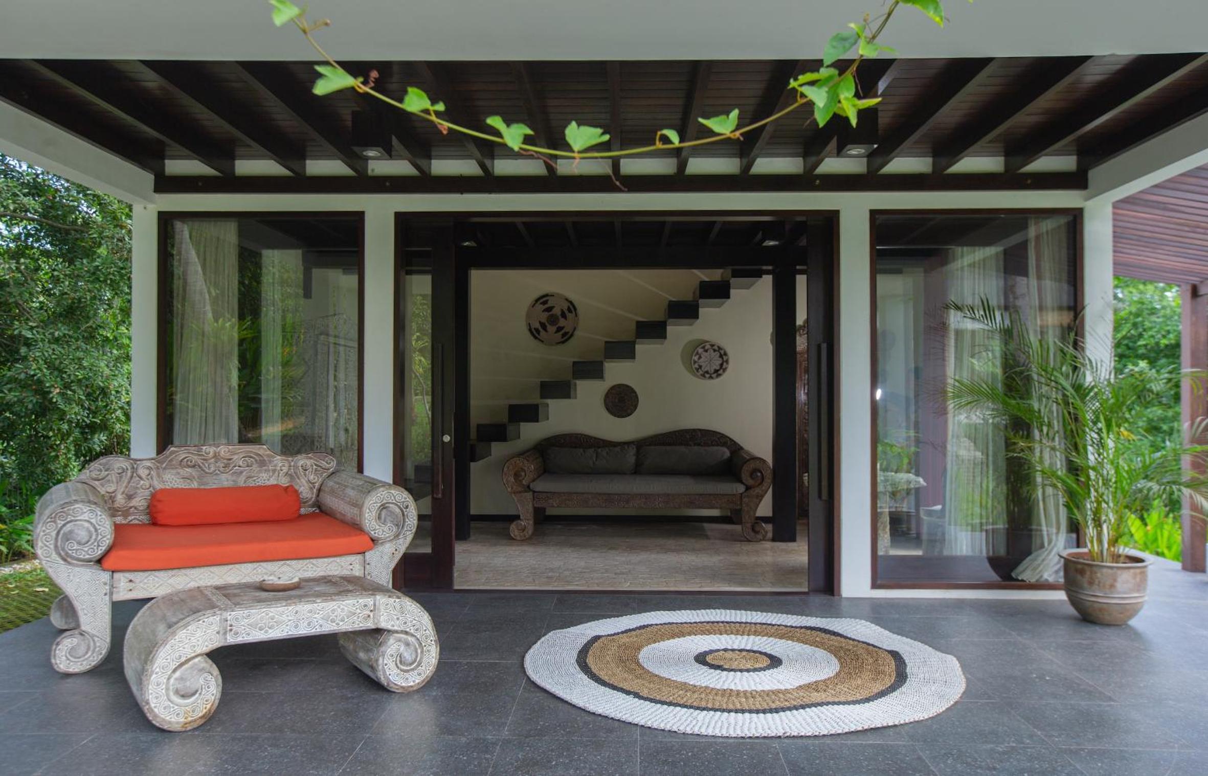 Queen Room with Pool View photo 3