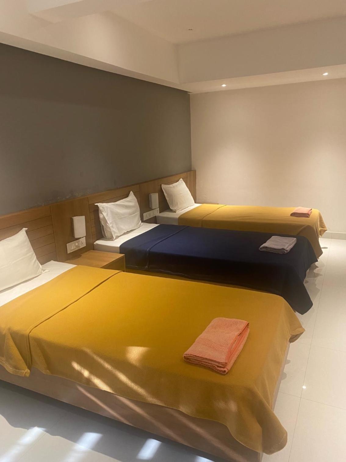 Deluxe Triple Room - Photo 2