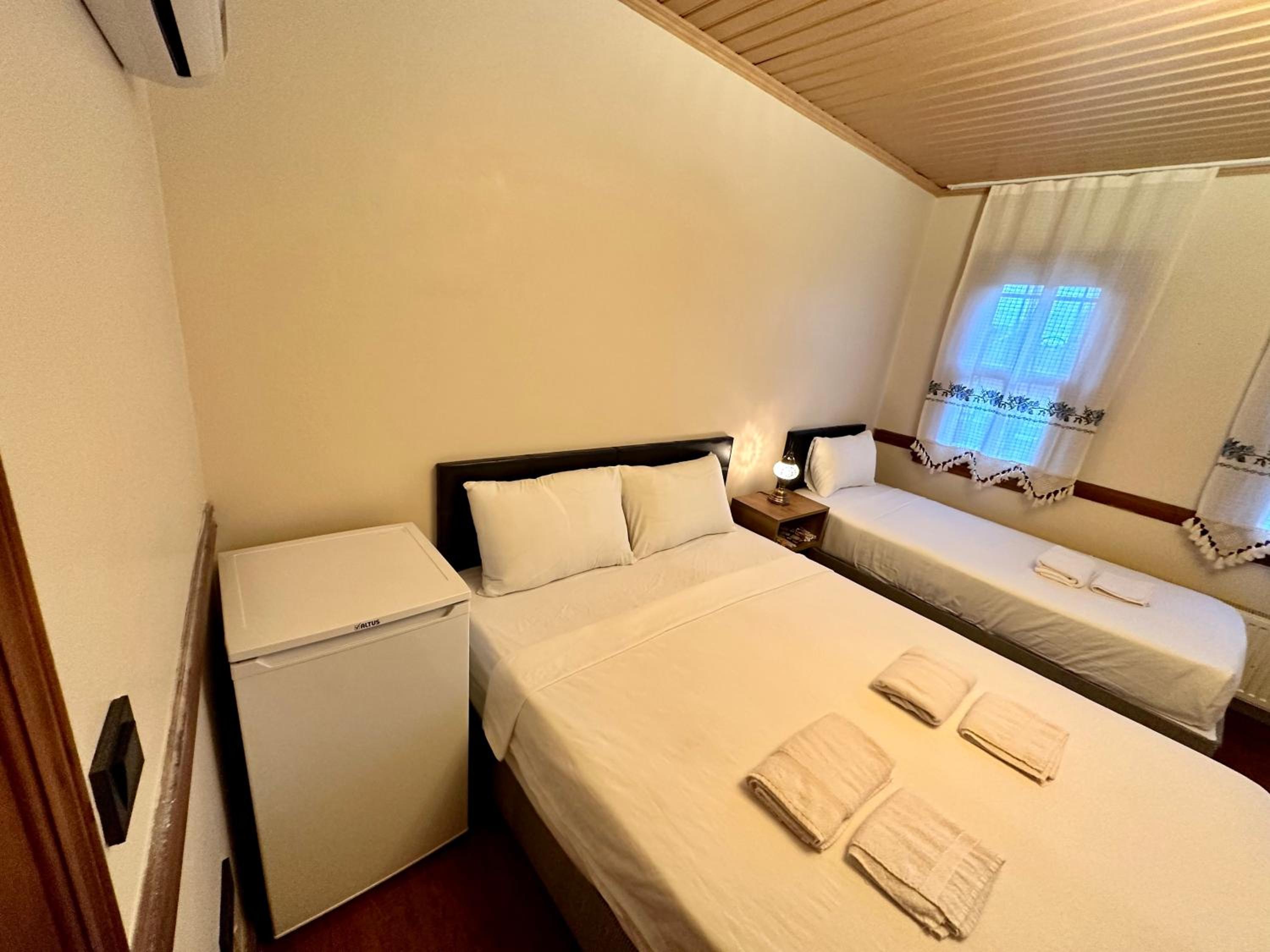 Triple Room photo 3