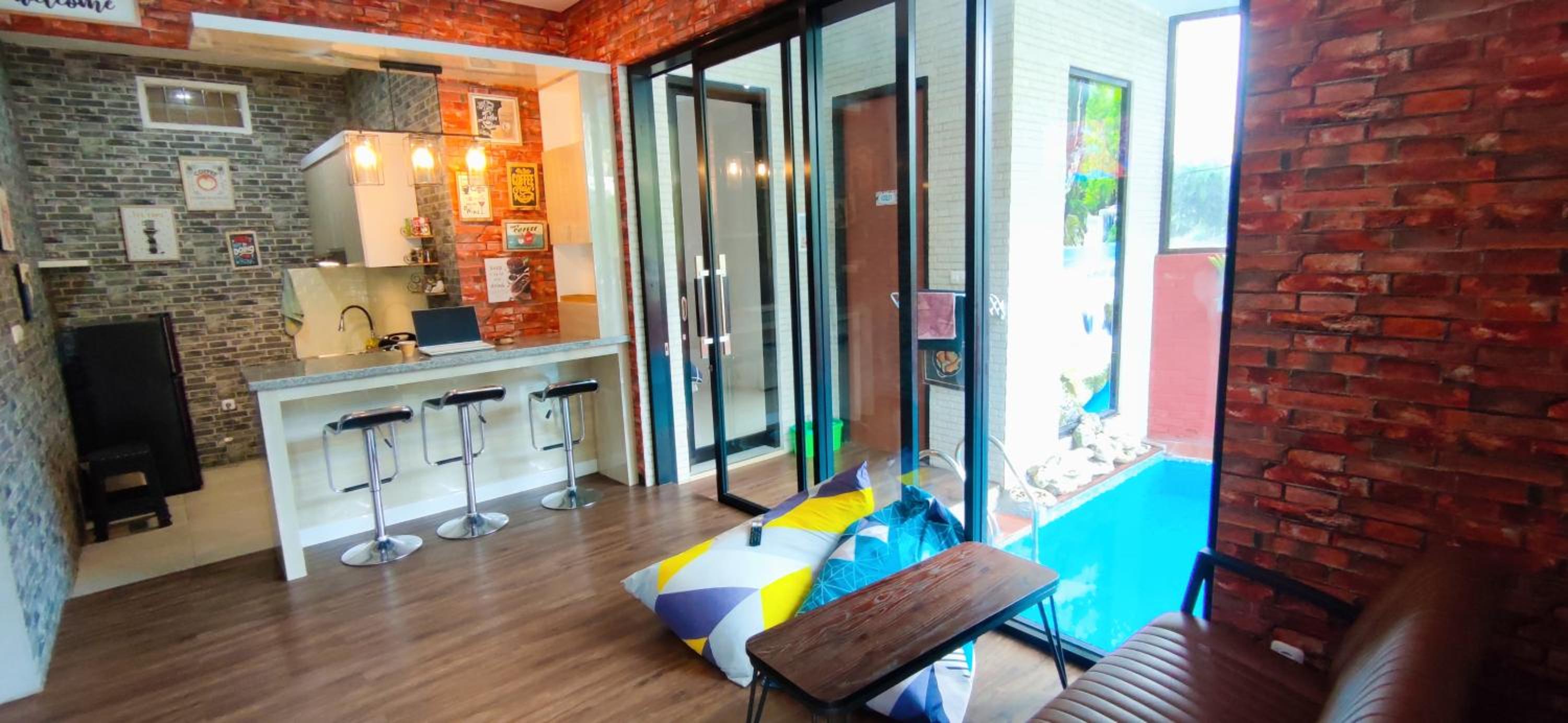 Villa photo 3