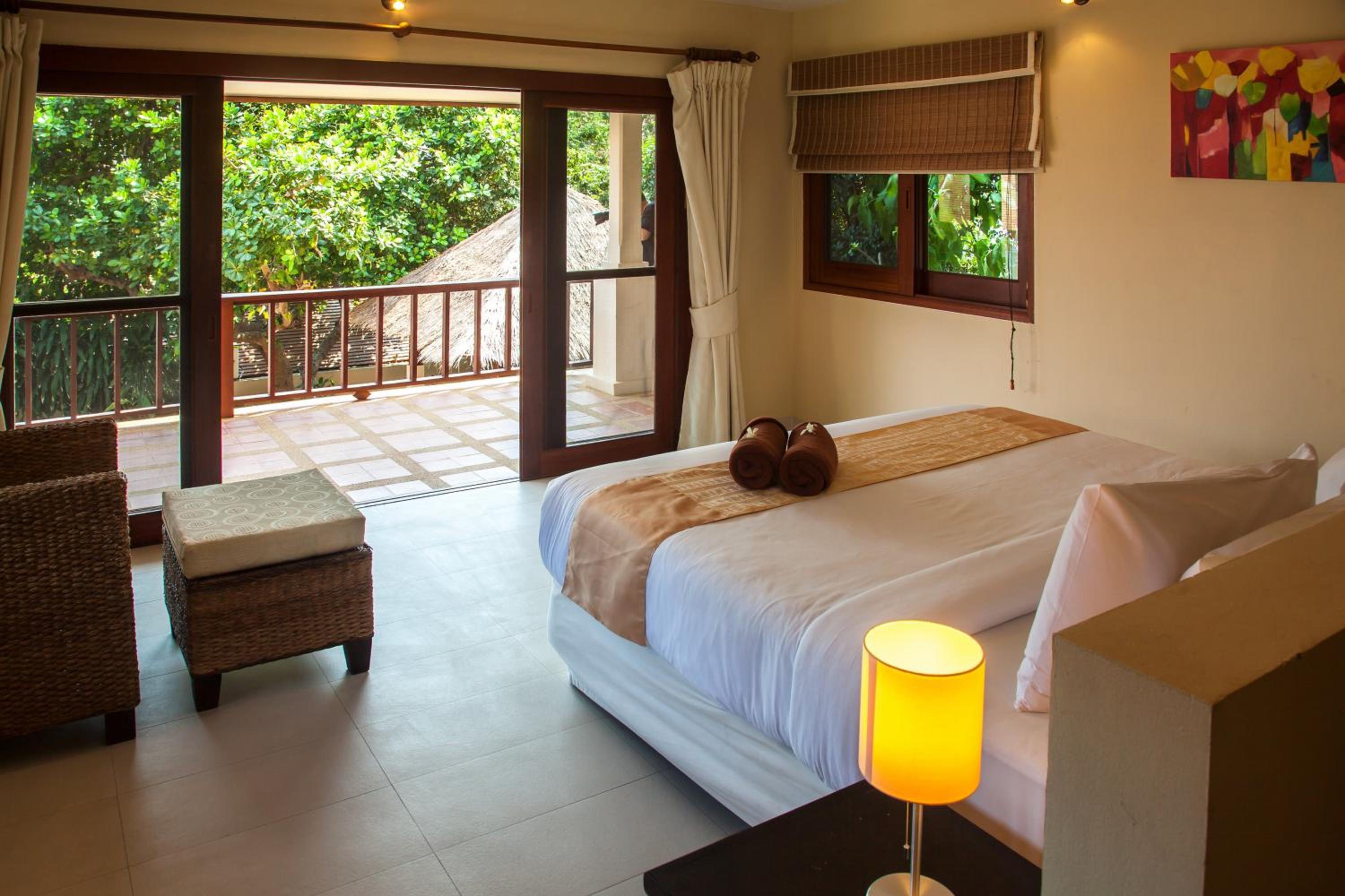 Three-Bedroom Villa photo 1