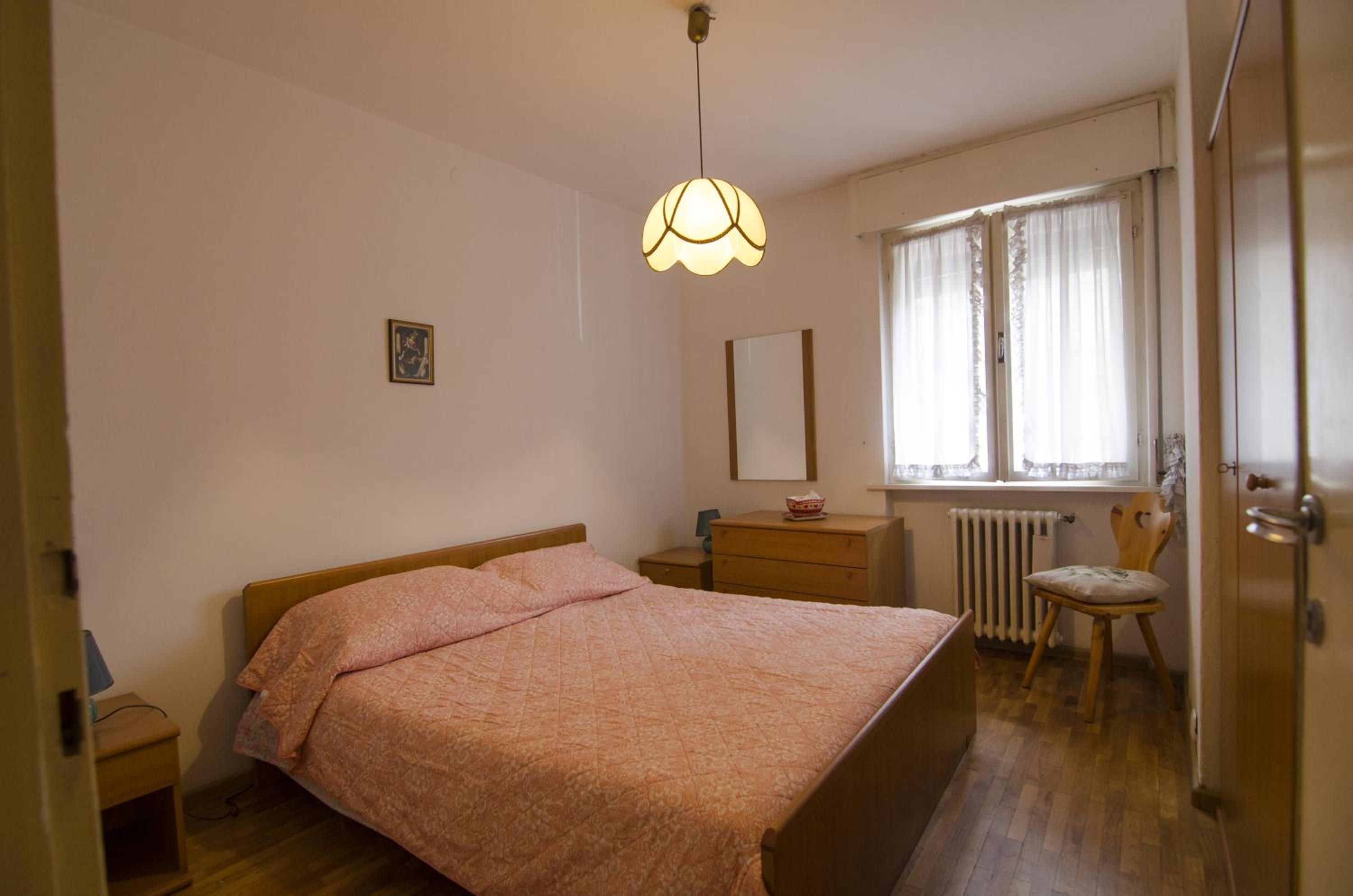Three-Bedroom Apartment photo 1