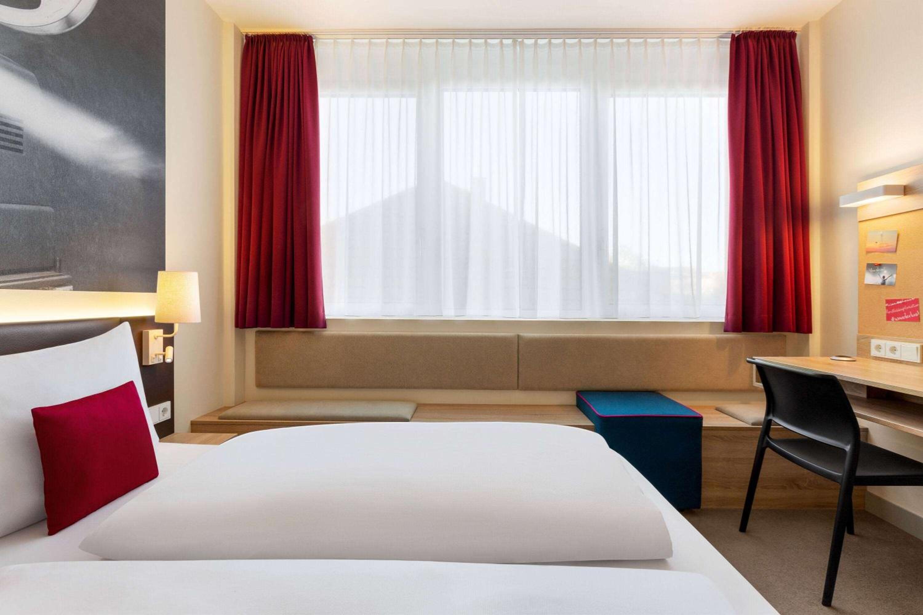 Comfort Room photo 2