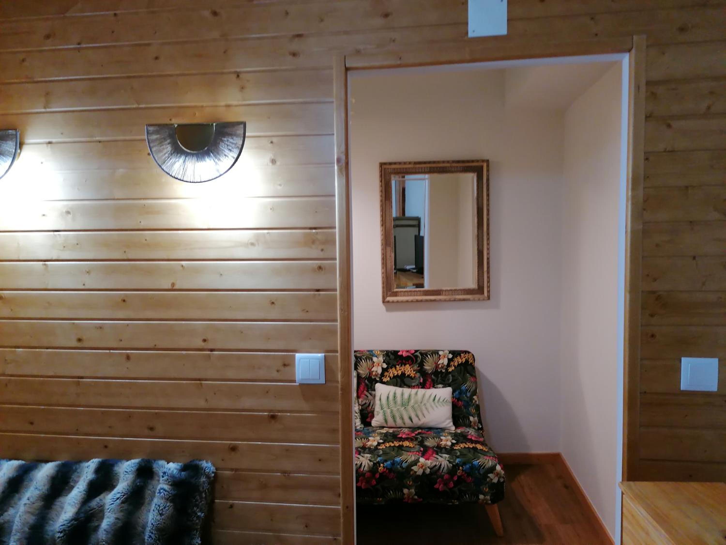 Apartment with Garden View - Photo 34