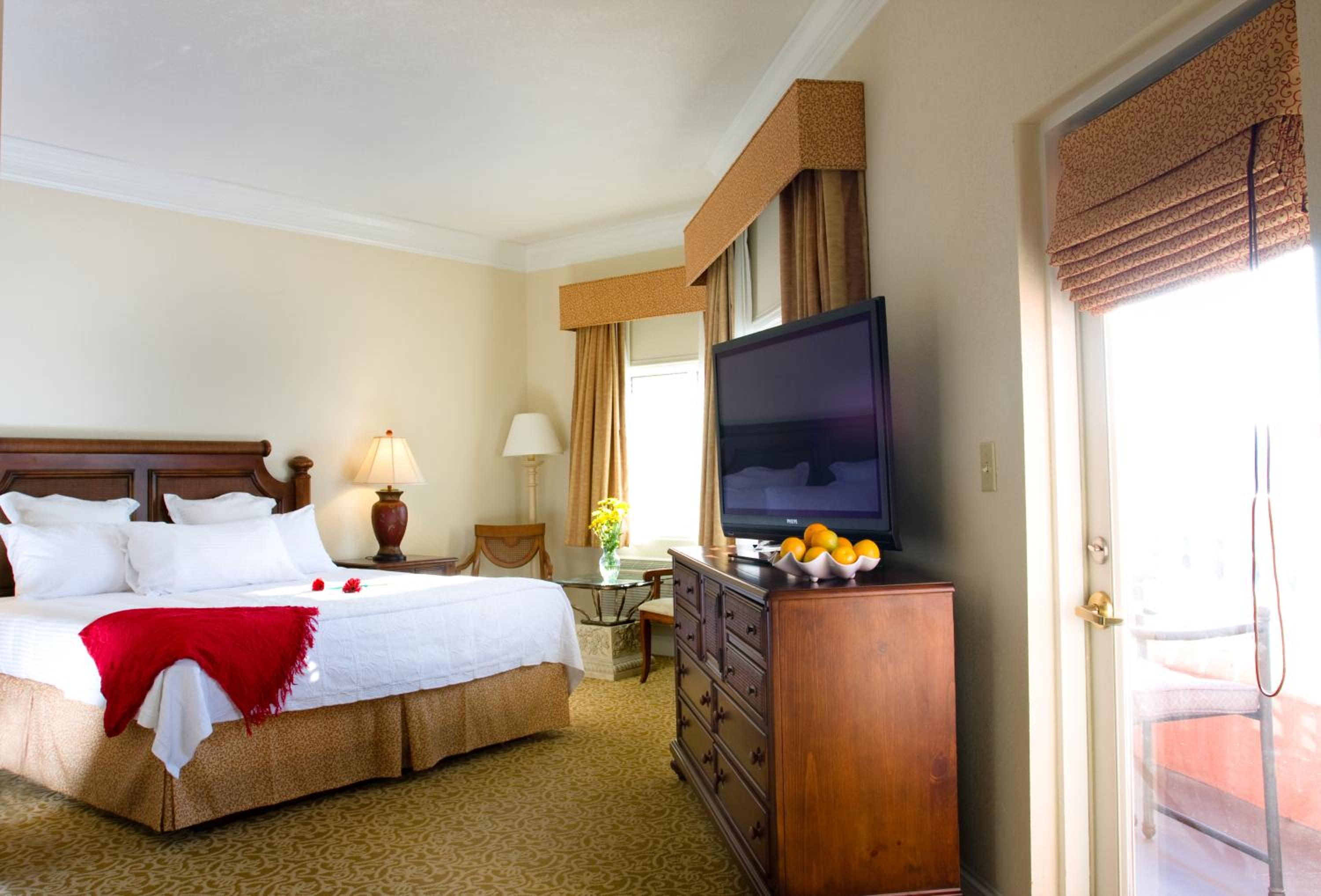 Junior Suite with Ocean View - Photo 3