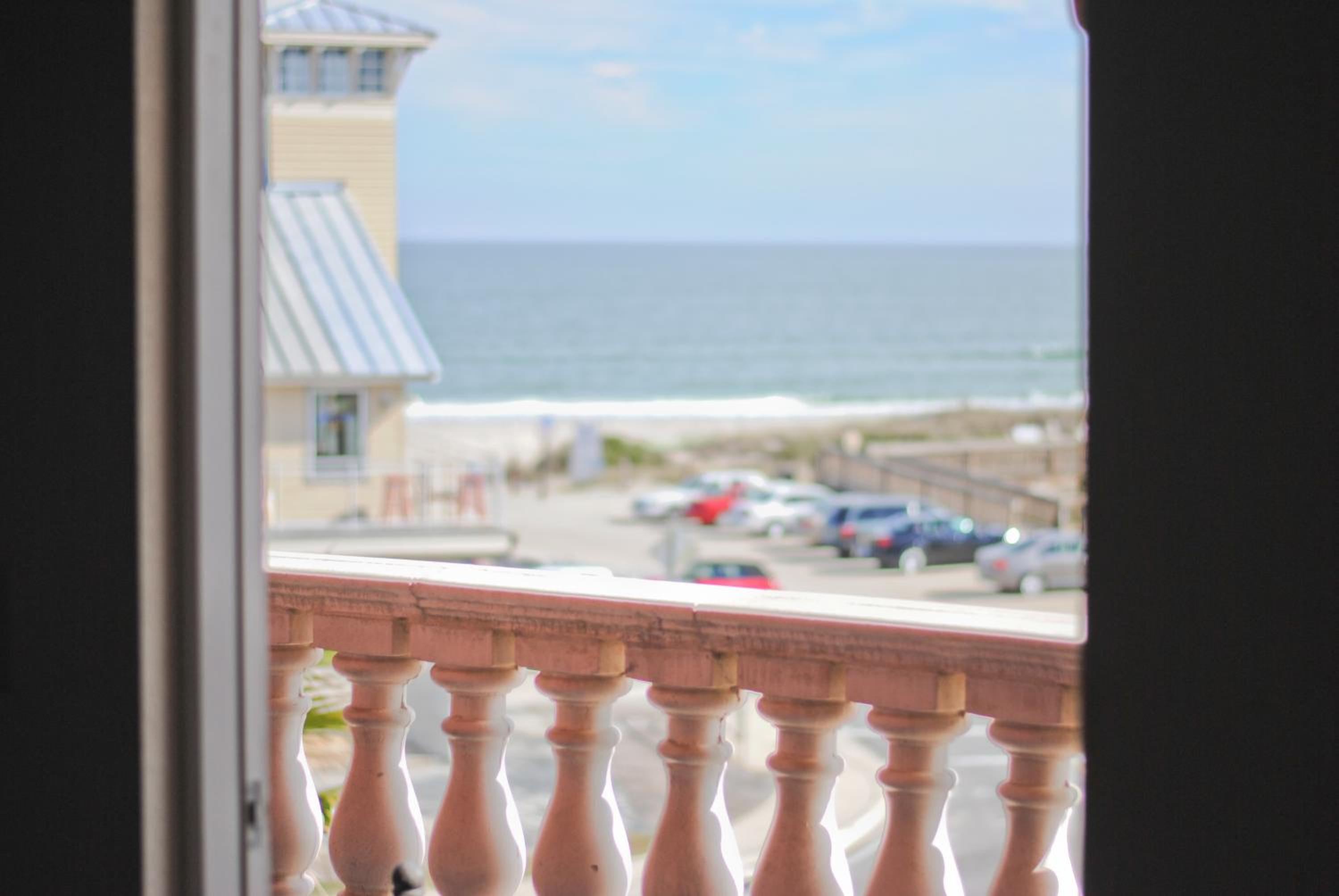 Junior Suite with Ocean View - Photo 2