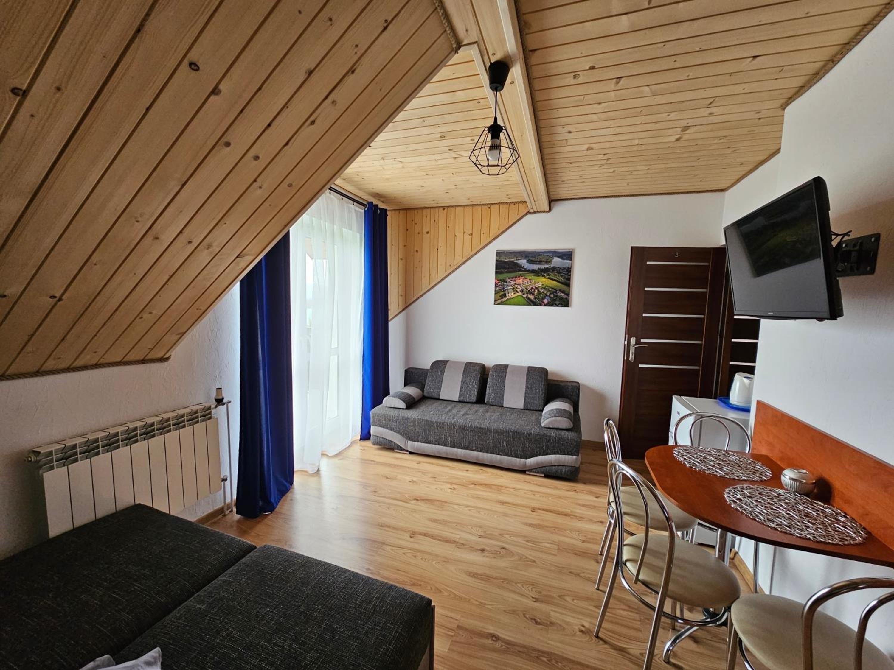 Quadruple Room with Balcony photo 2