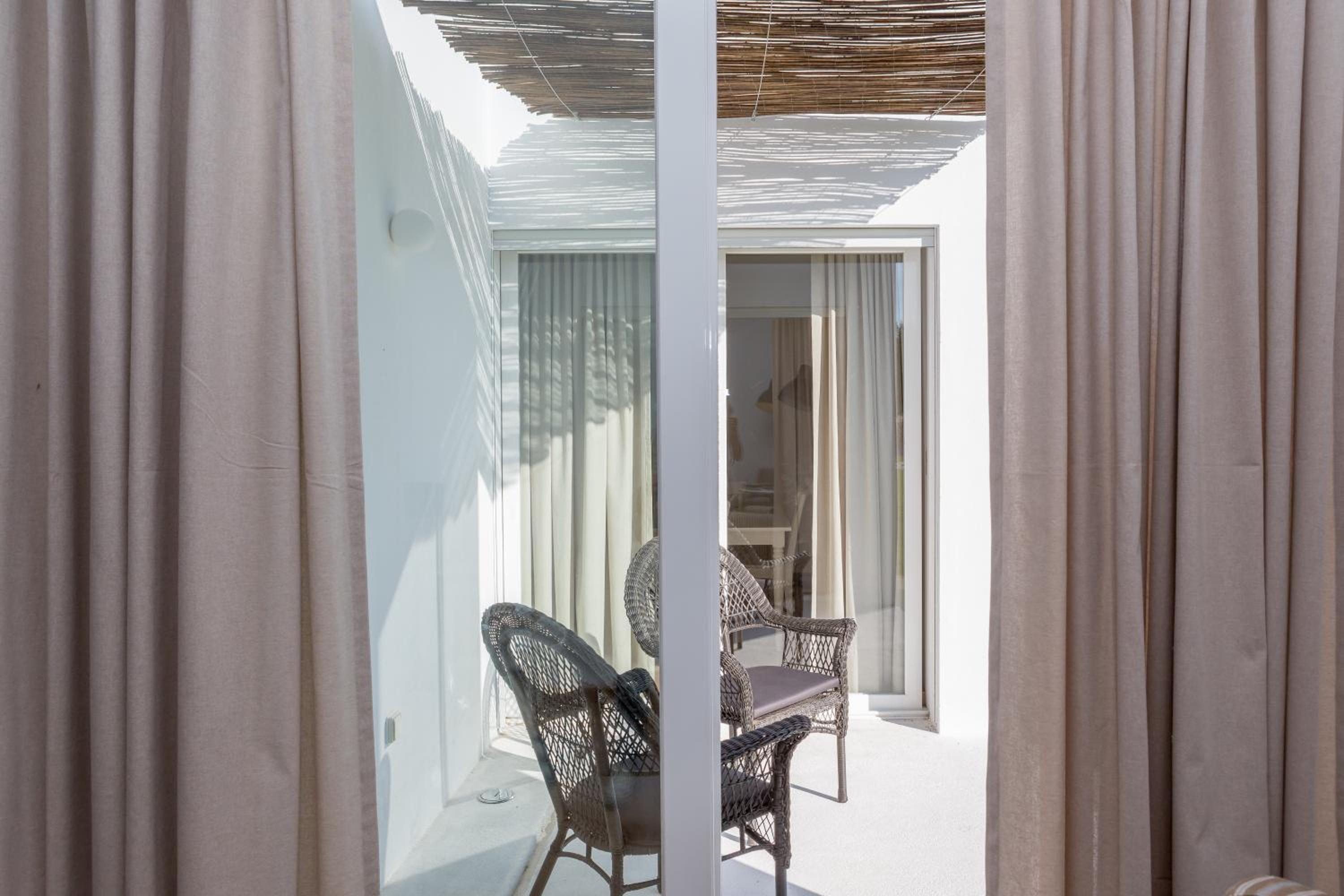Suite with Garden View photo 2