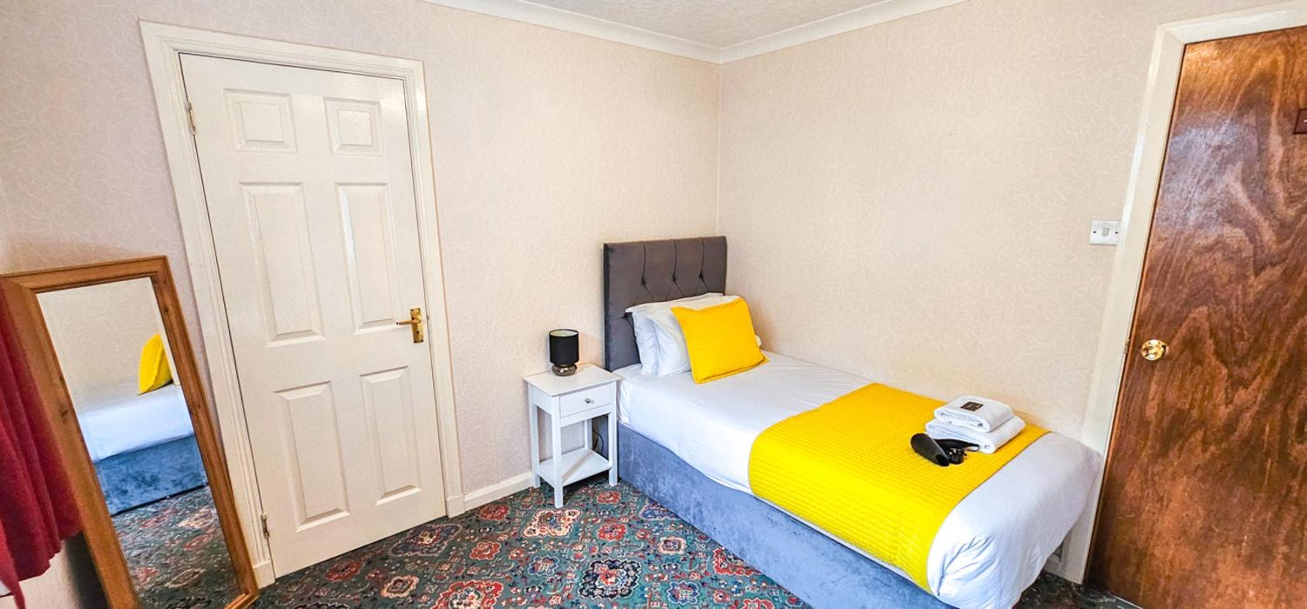 Standard Single Room photo 2