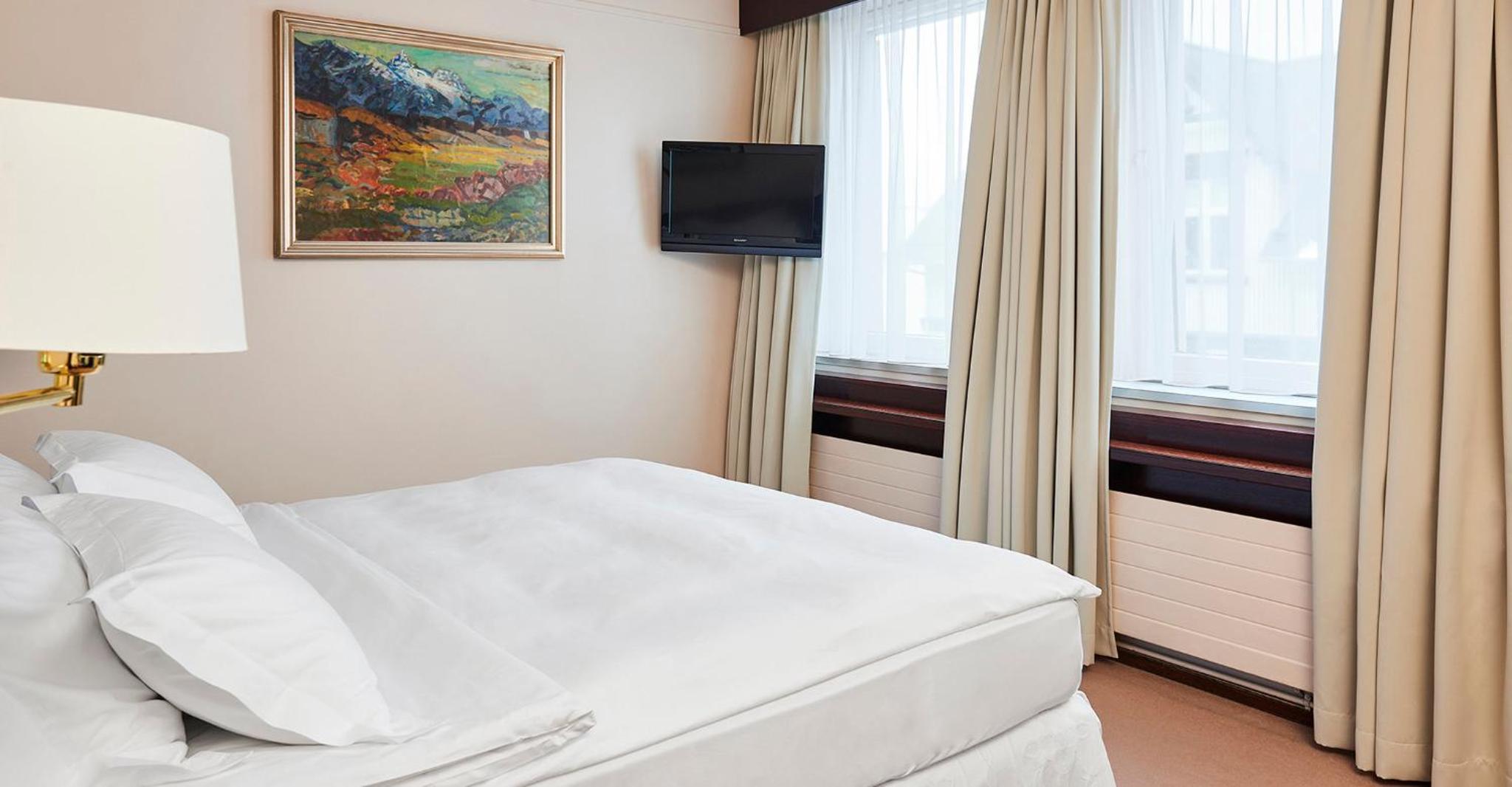 Double or Twin Room - Photo 5