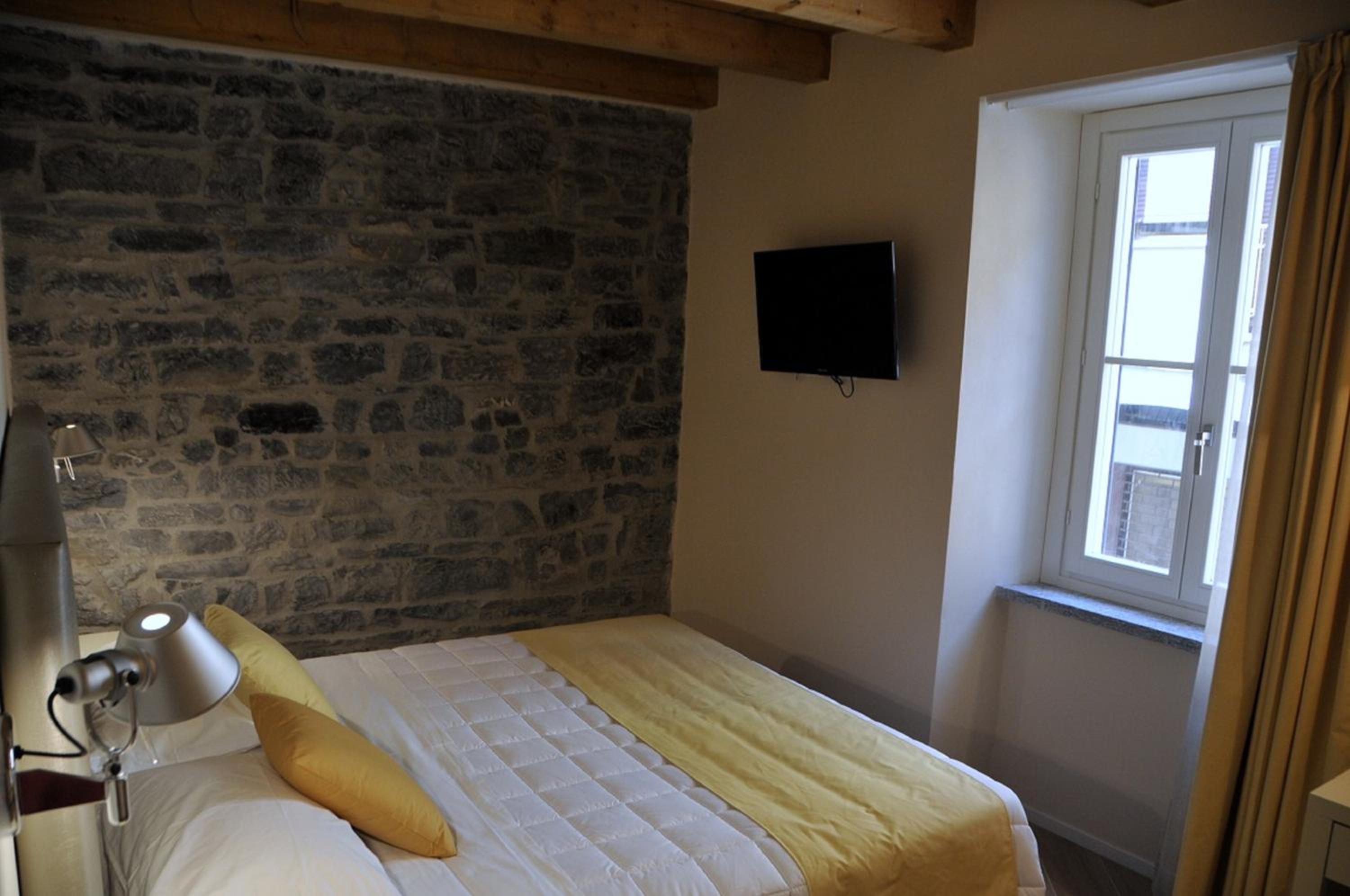 Triple Room - Photo 9