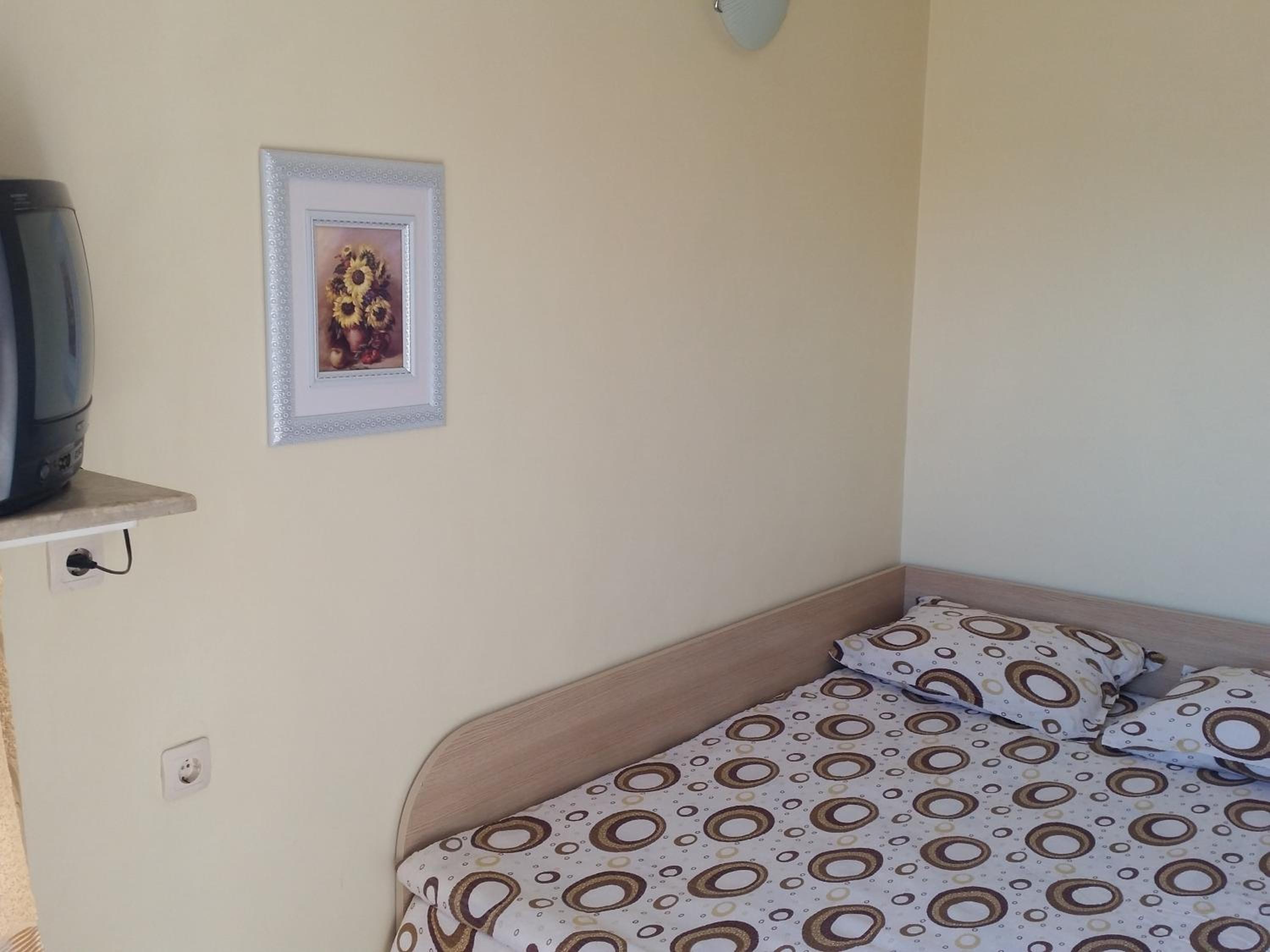 Double or Twin Room - Photo 11