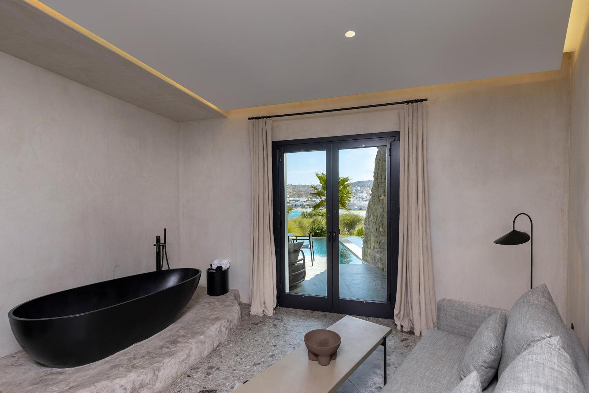 ETERNAL Suite with Supreme Pool - Photo 2