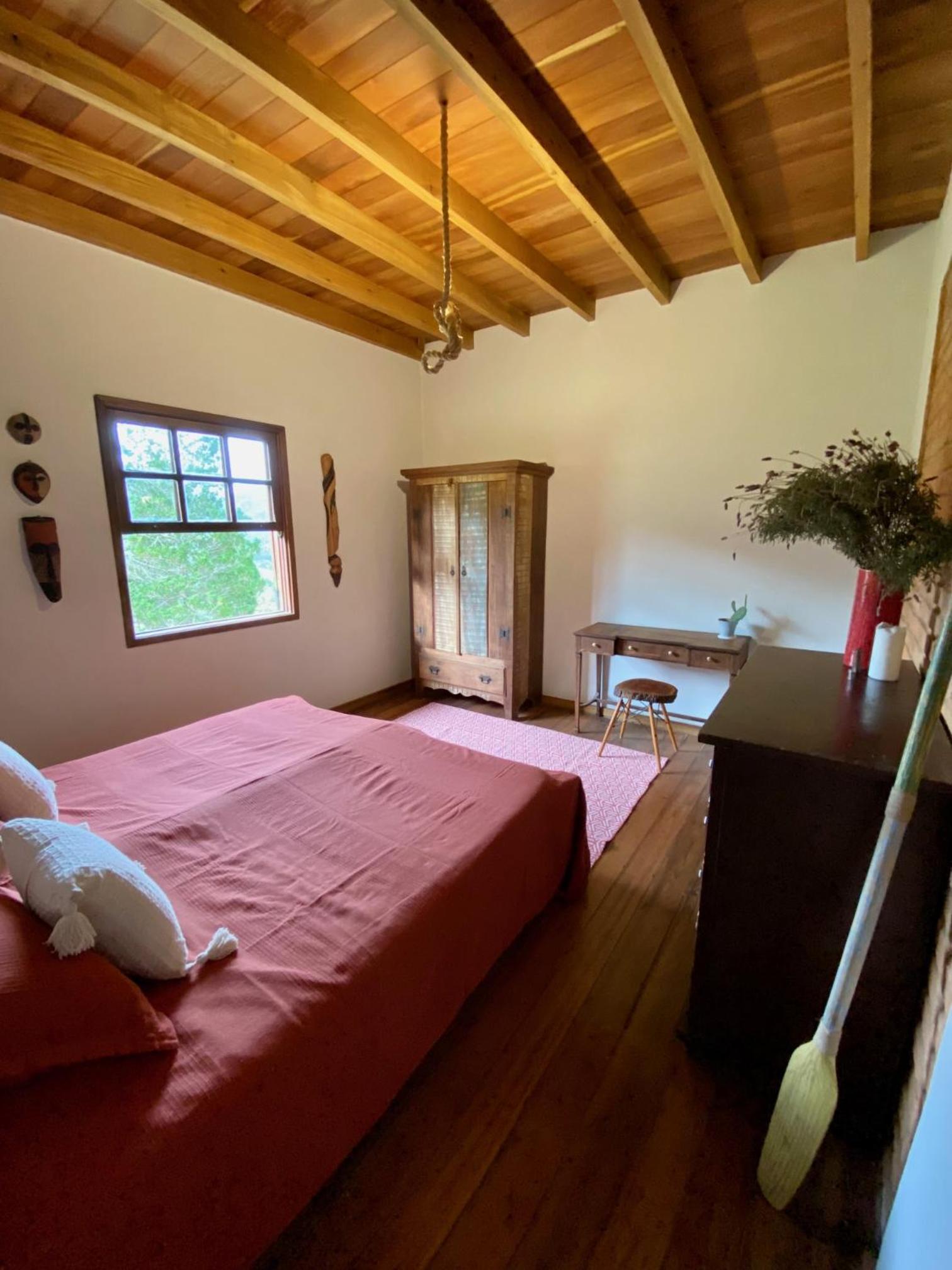 Three-Bedroom House photo 3