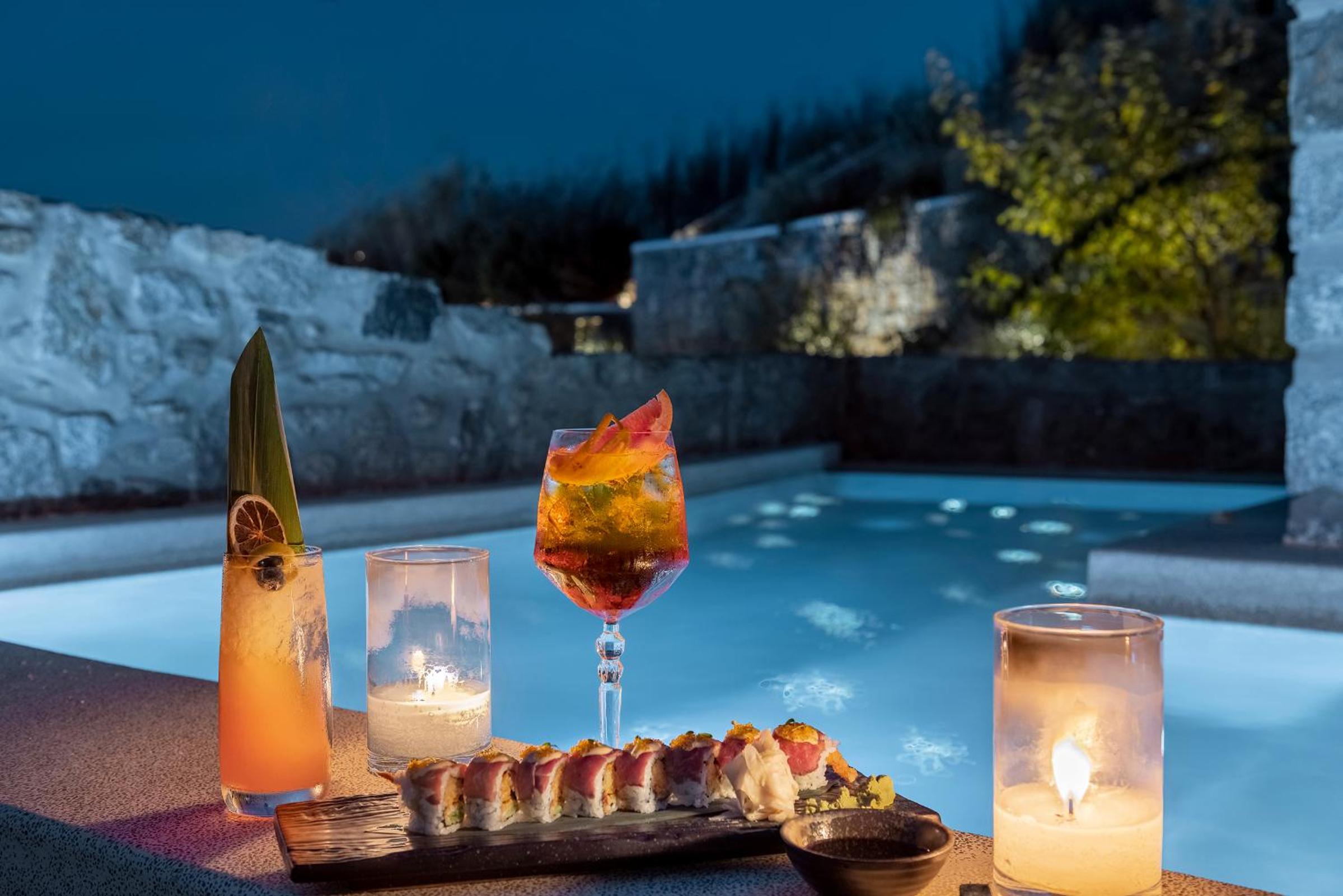STONE Suite with Private Pool and Garden View - Photo 18