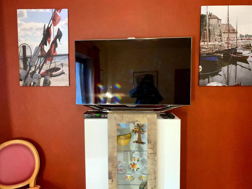 One-Bedroom Apartment - Photo 10