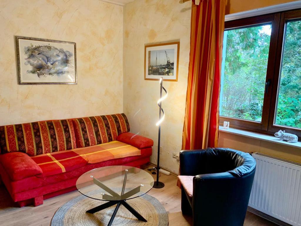 One-Bedroom Apartment - Photo 7