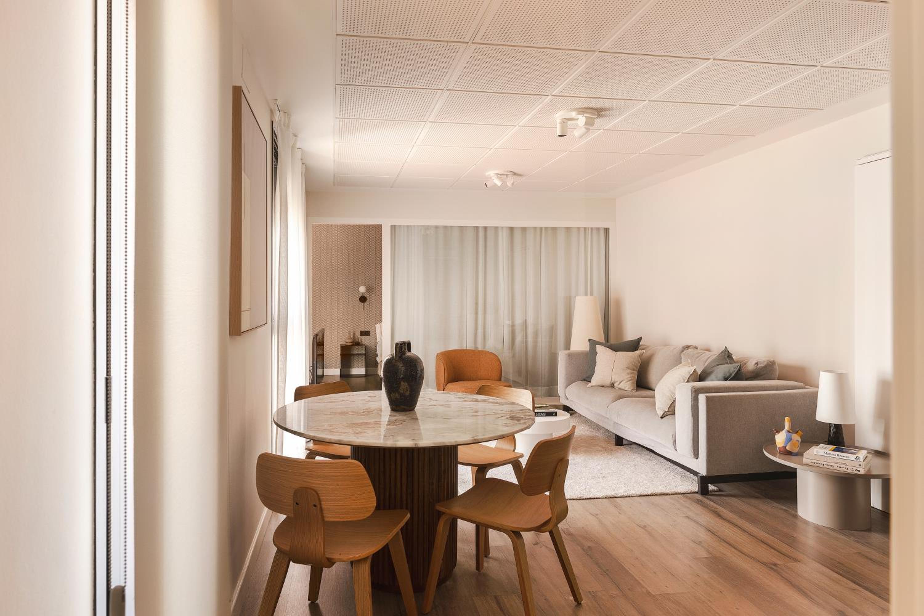 Studio Apartment photo 1