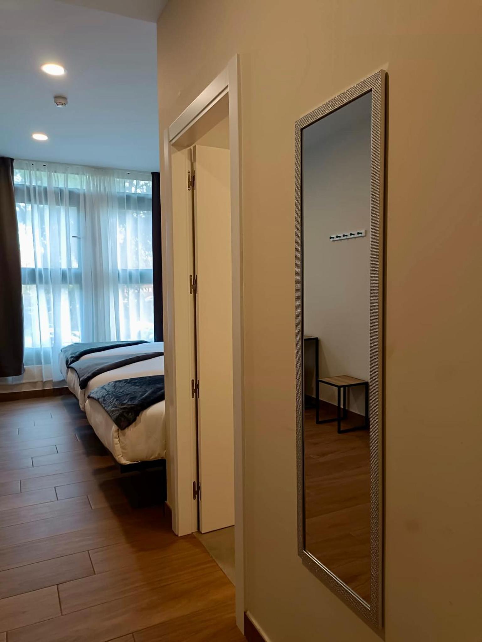 Standard Triple Room photo 2