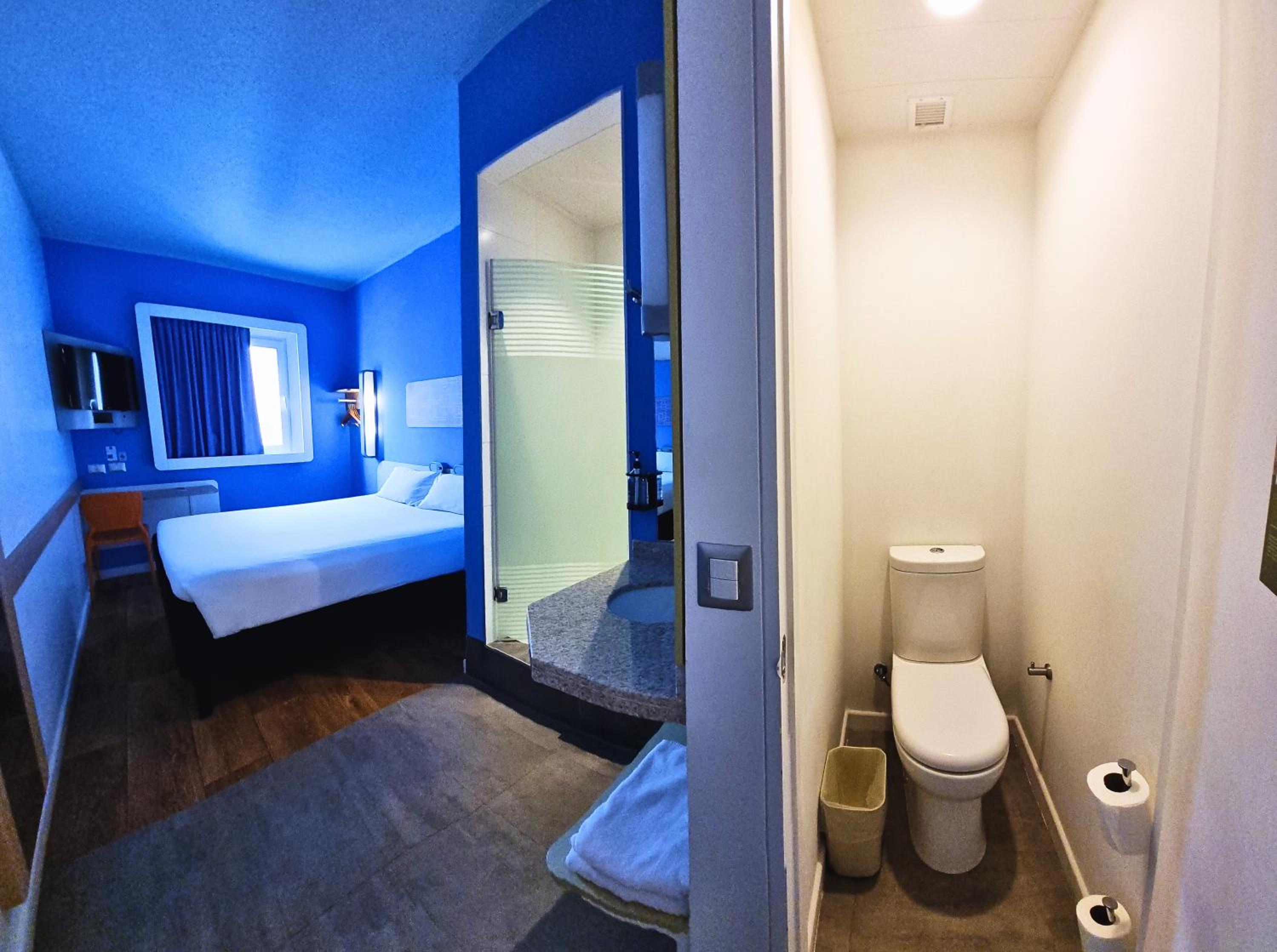 Standard Double Room photo 3