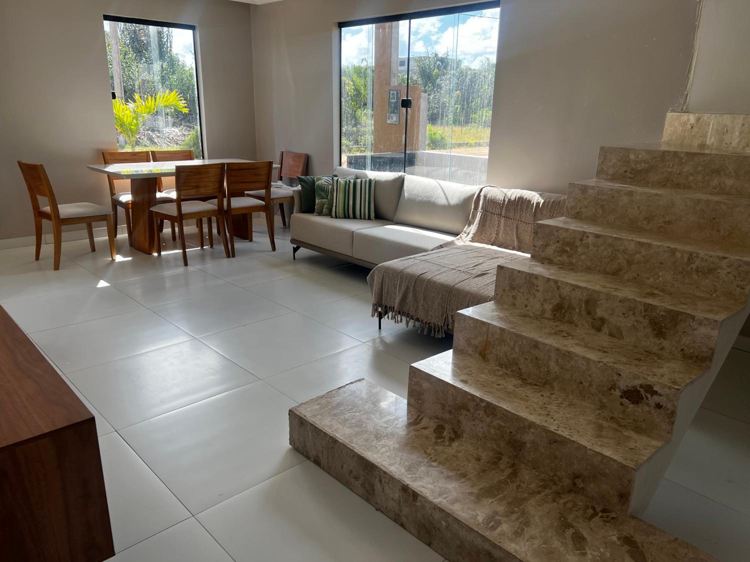 One-Bedroom House photo 1