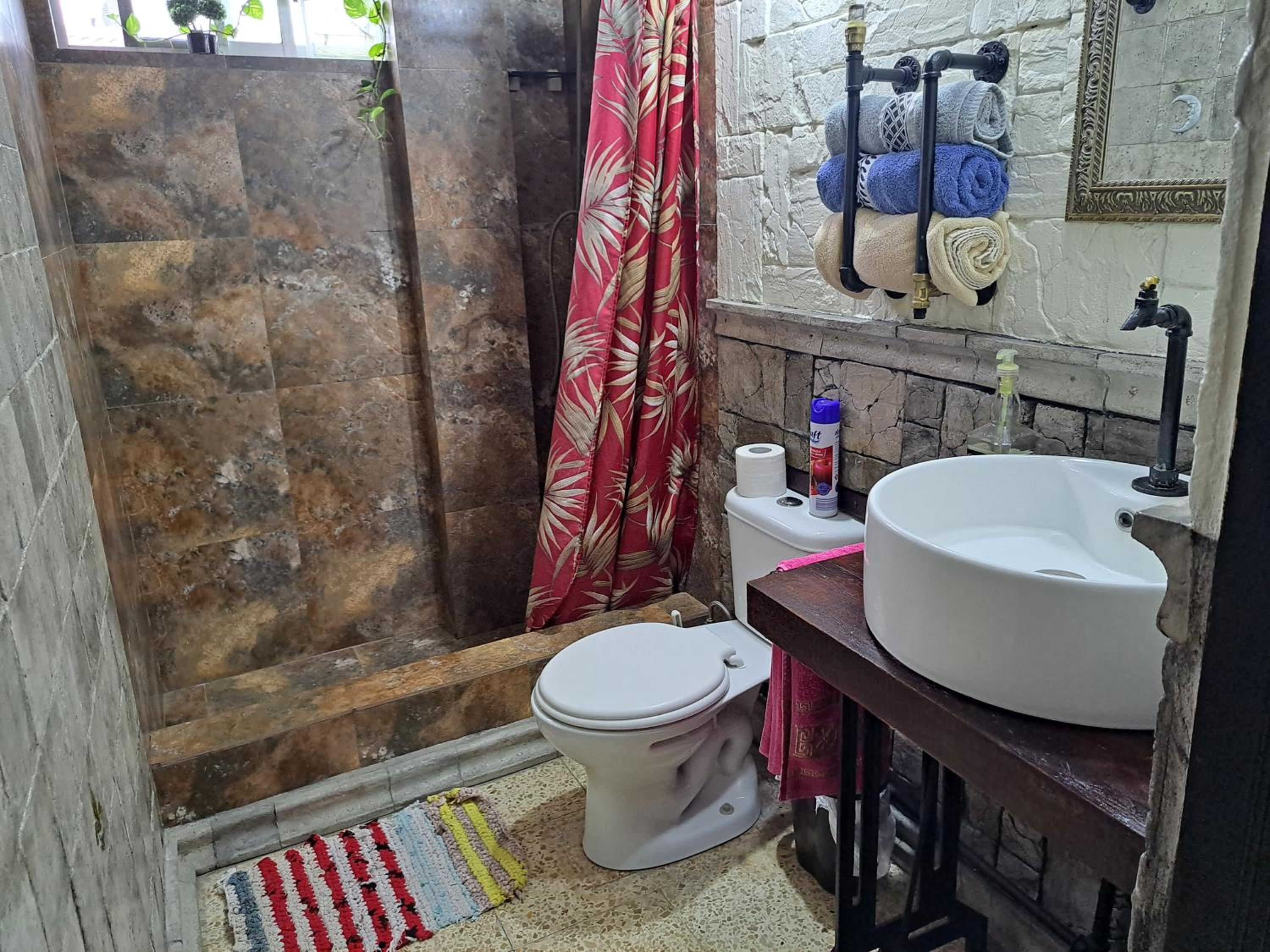 Double Room with Private Bathroom photo 3