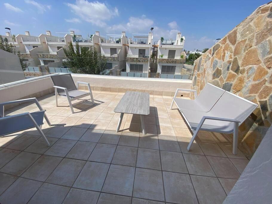 Three-Bedroom Villa photo 2